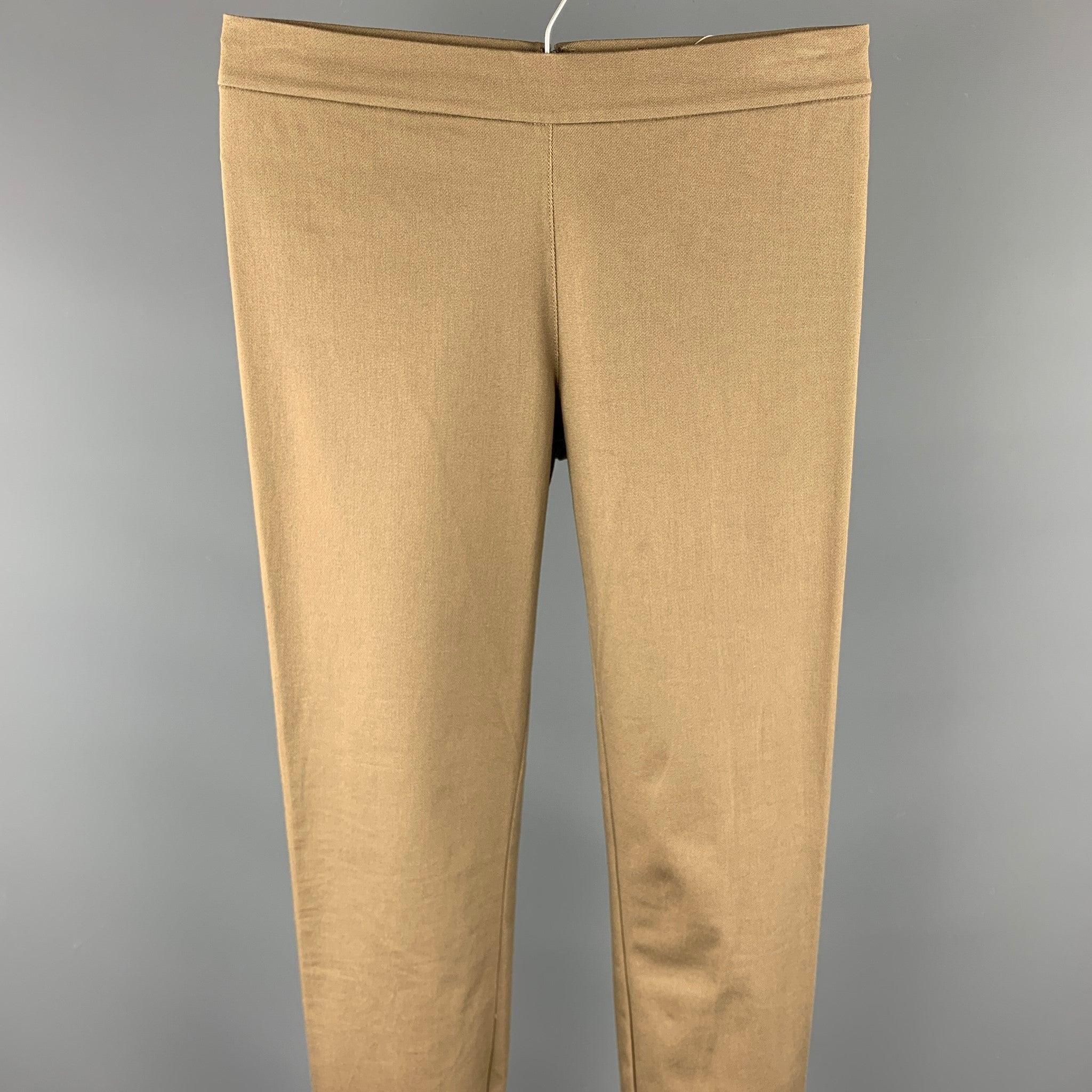 RALPH LAUREN leggings comes in a khaki twill cotton featuring a back zip up closure.
Very Good Pre-Owned Condition. 

Marked:   2 

Measurements: 
  Waist: 28 inches 
Rise: 8 inches 
Inseam: 28 inches 
  
  
 
Reference: 92891
Category: