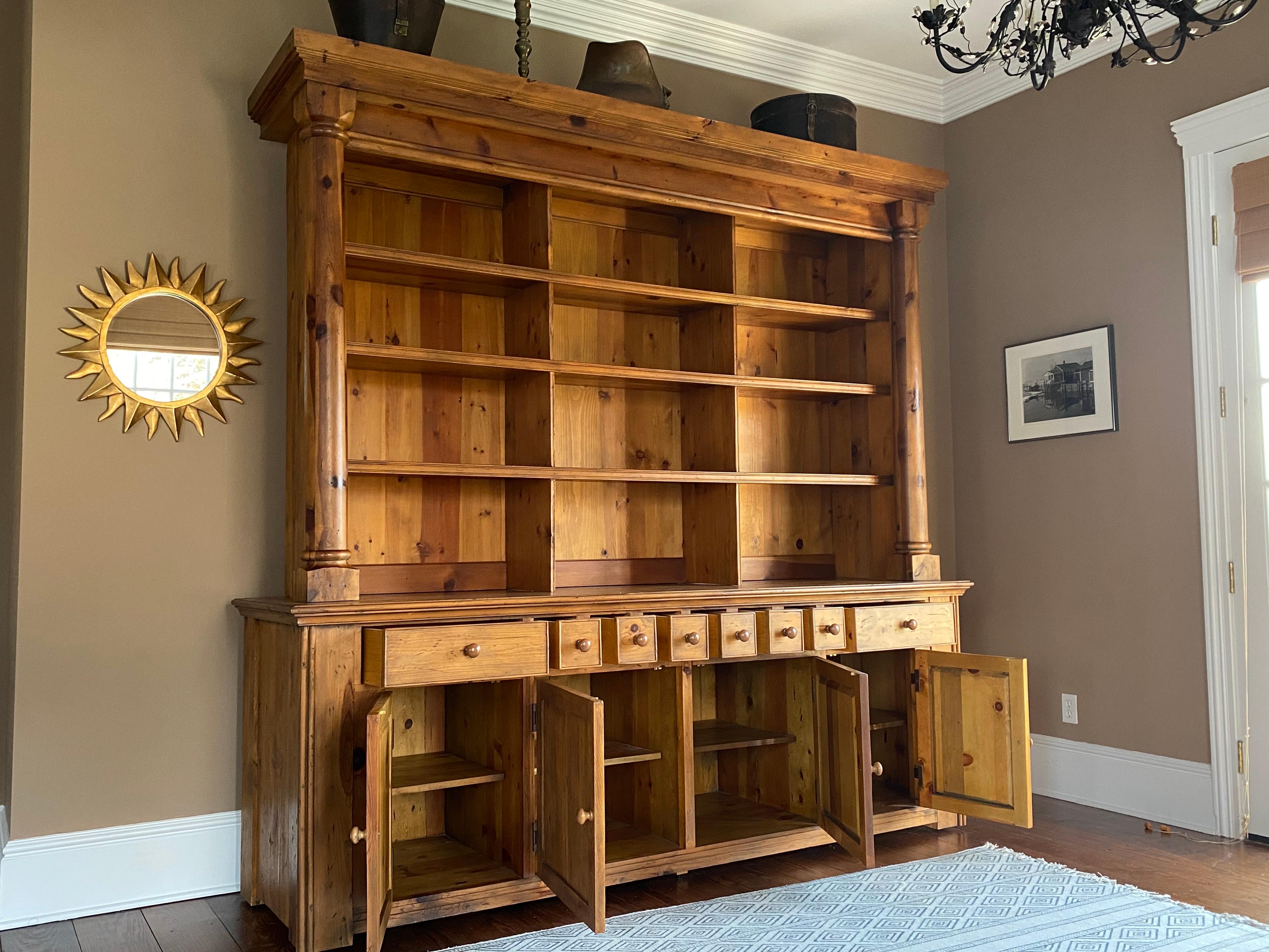 Ralph Lauren Bromley Solid Pine Bookcase Display Hutch with Cabinet In Good Condition In Southampton, NY