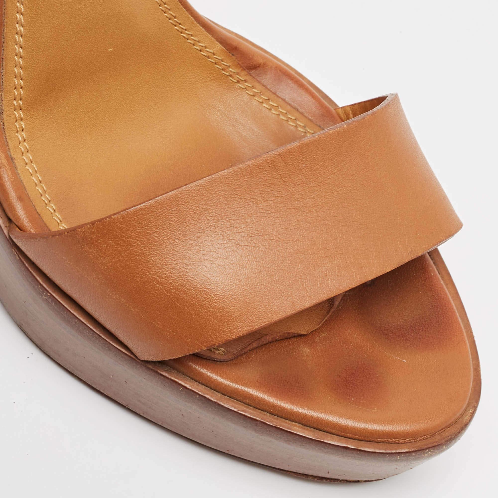 Sandalias con tira al tobillo de piel Ralph Lauren Brown 40 en venta 2