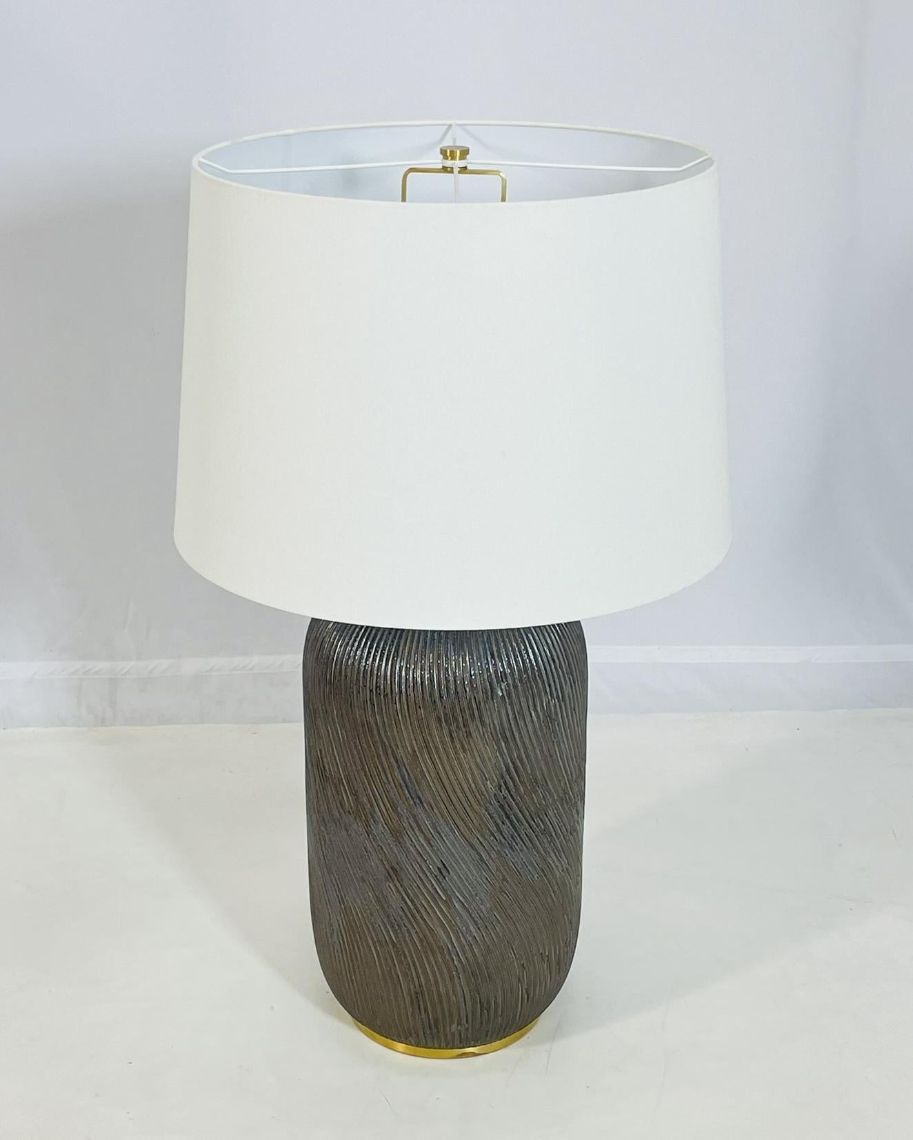 Ralph Lauren Ceramic Table Lamp with Brass Accents & White Shade In Good Condition For Sale In Los Angeles, CA