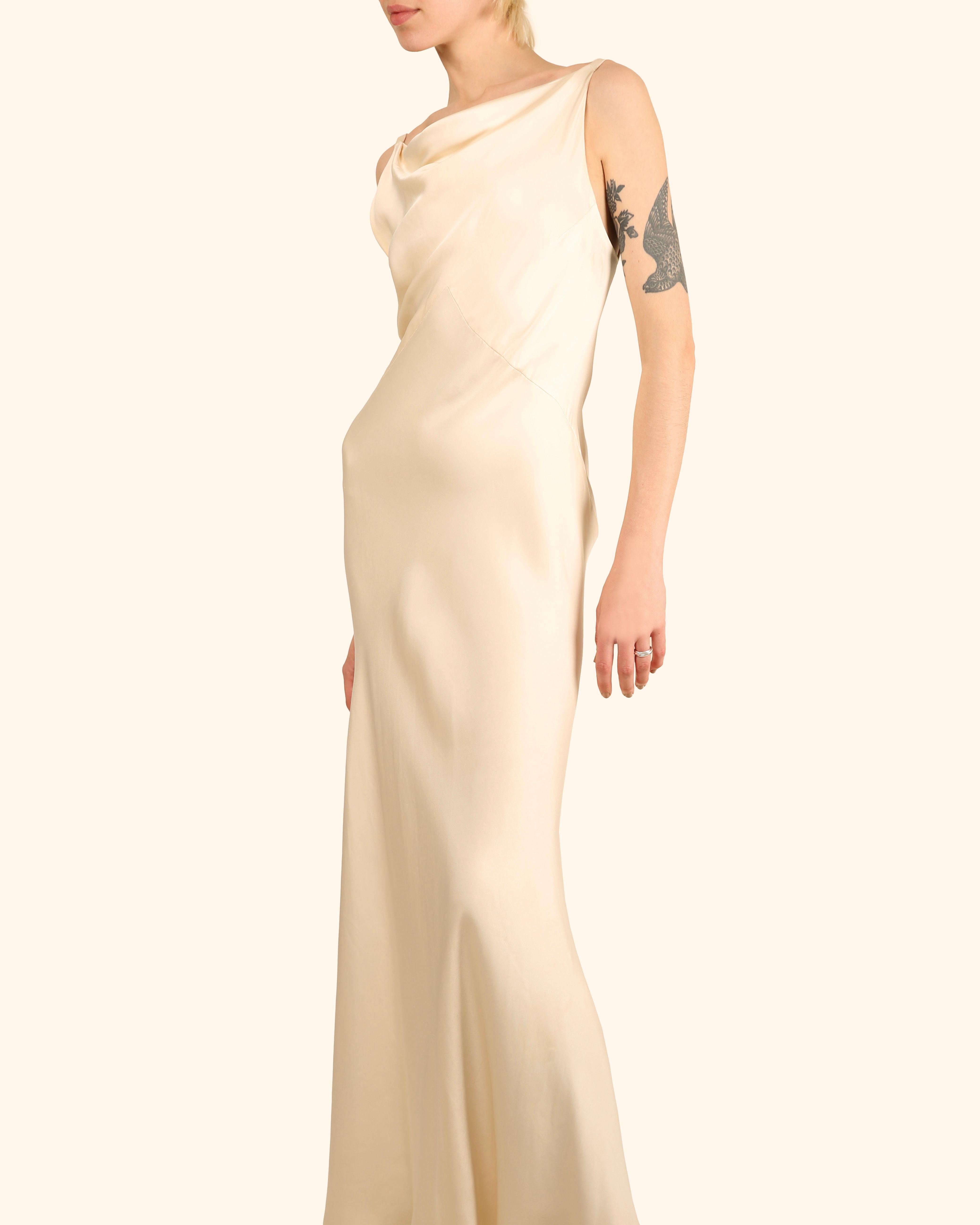 Ralph Lauren champagne bias cut backless silk slip style gown robe dos nu en vente 8
