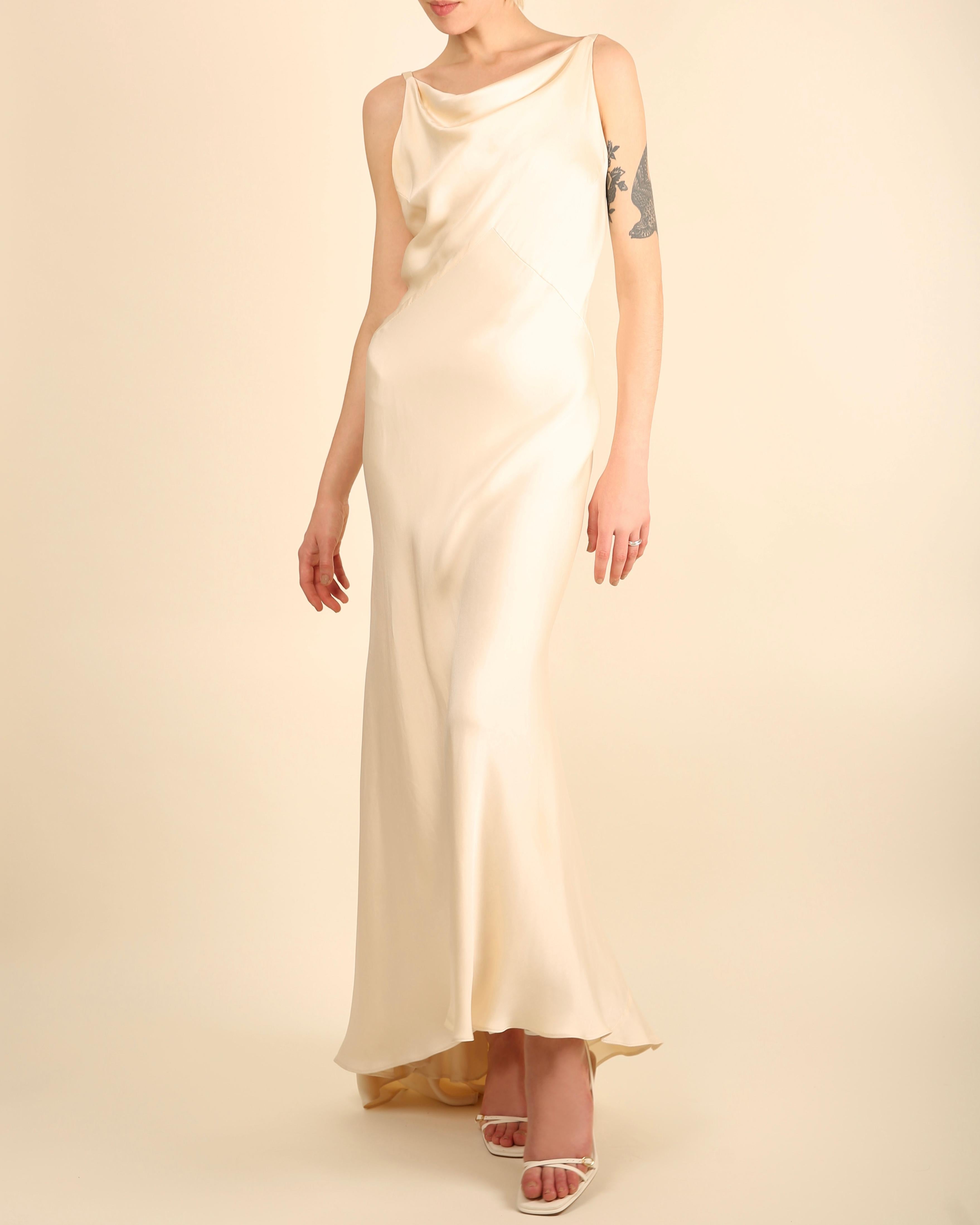 Ralph Lauren champagne bias cut backless silk slip style gown robe dos nu en vente 1
