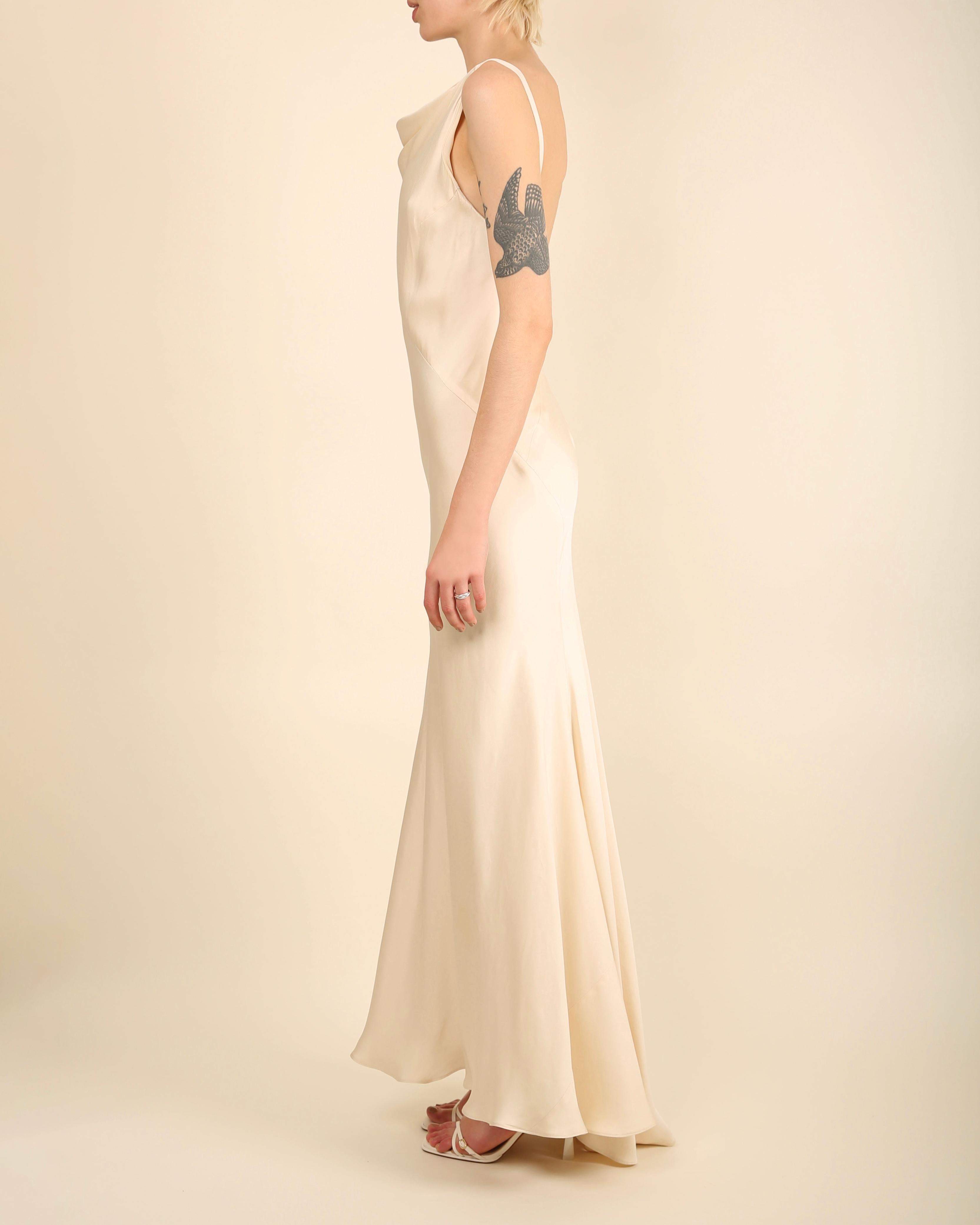 Ralph Lauren champagne bias cut backless silk slip style gown robe dos nu en vente 4