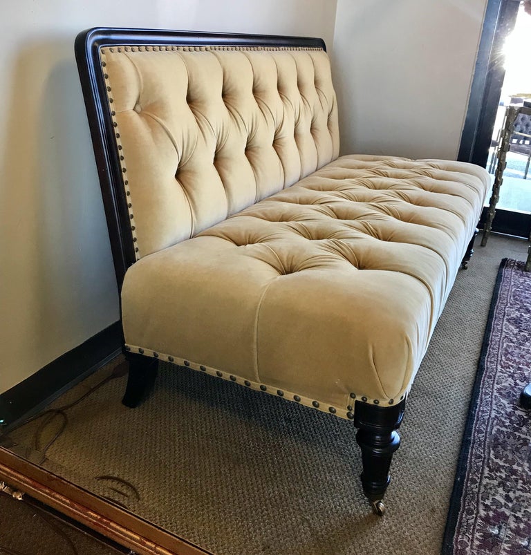 Ralph Lauren Chesterfield Velvet Tufted Mahogany Settee Loveseat Sofa at  1stDibs | ralph lauren settee, tufted settee loveseat, velvet chesterfield  loveseat