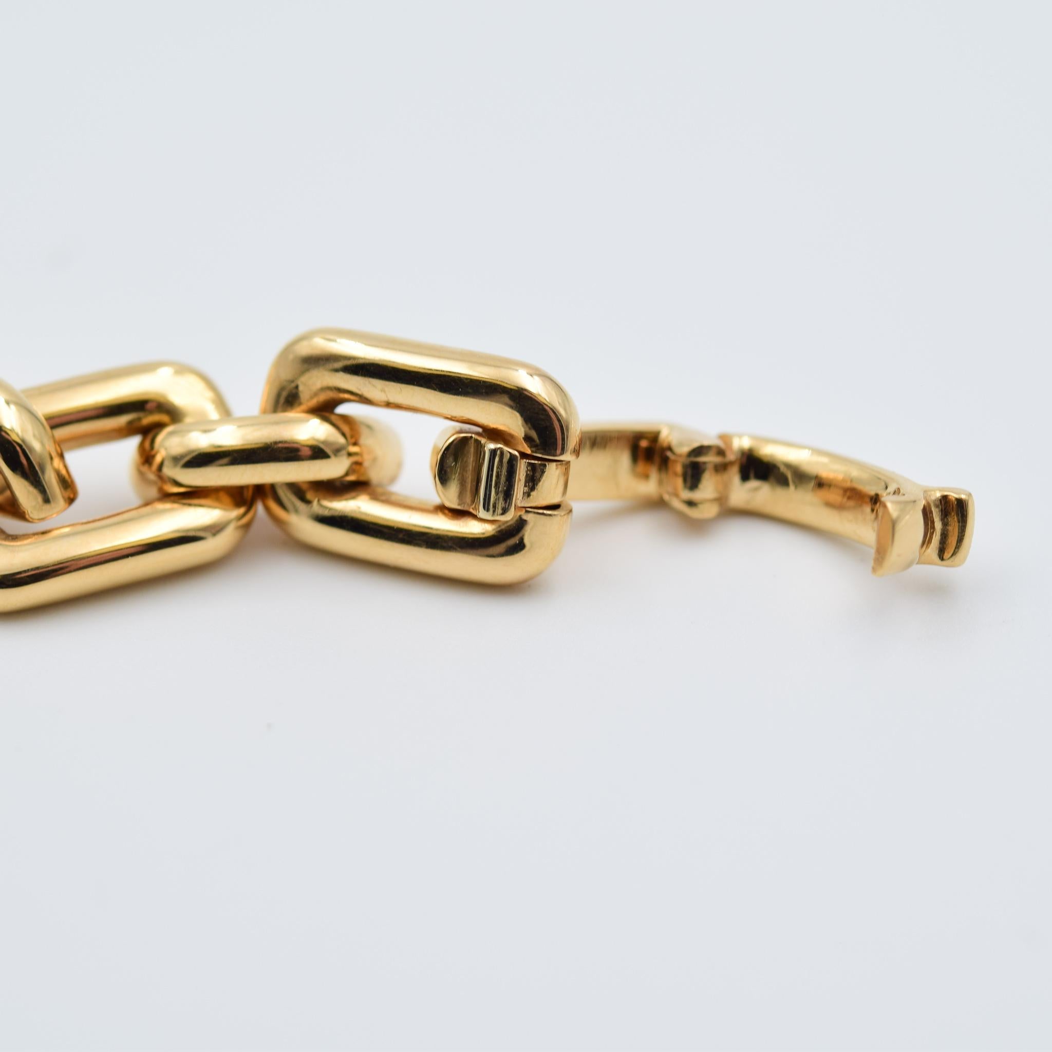 Ralph Lauren Chunky Chain ID Bracelet in 18 Karat Rose Gold In New Condition In Carmel, IN