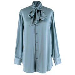 Ralph Lauren Kollektion Blaue Seidenbluse mit Krawattenhalsausschnitt - Größe US 6
