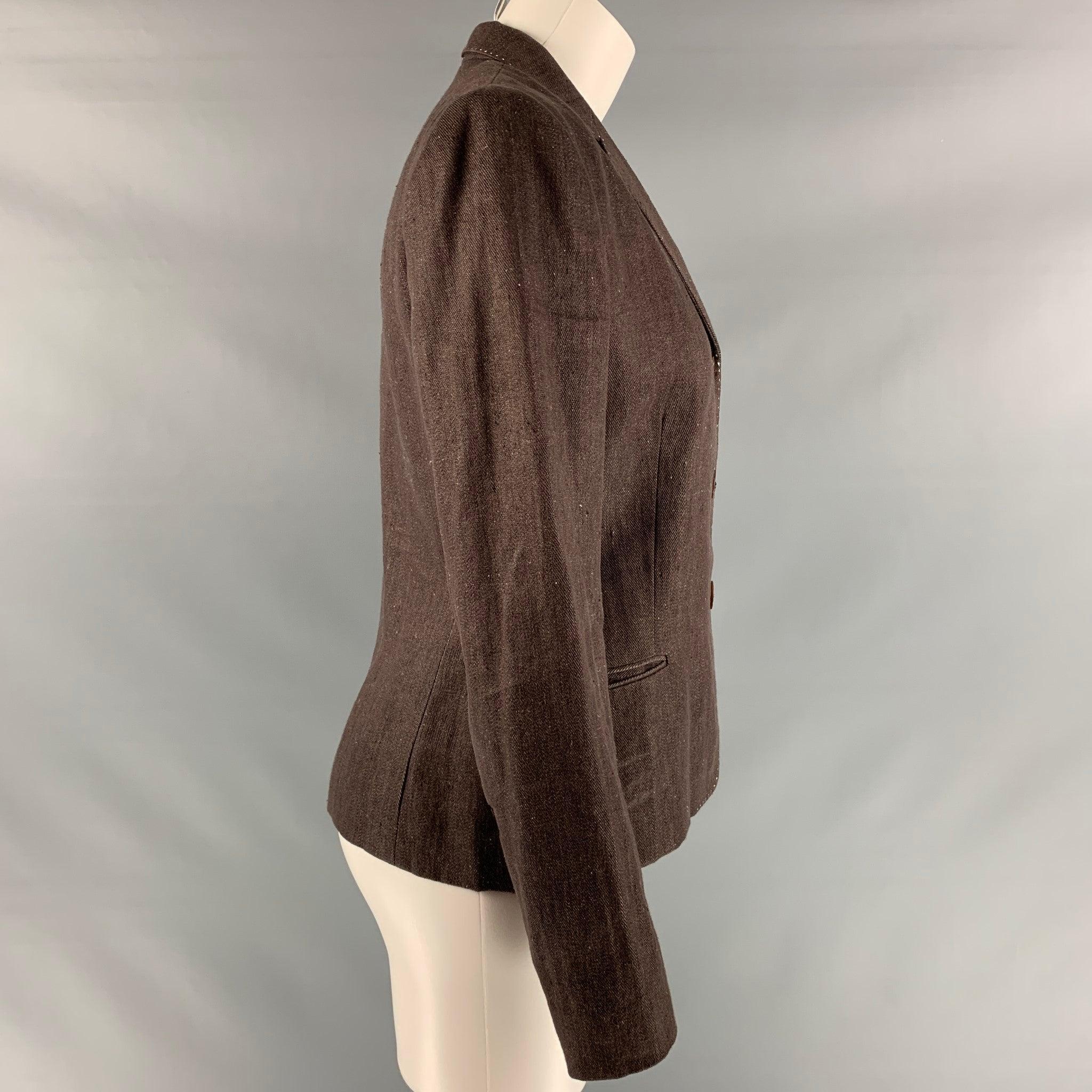 RALPH LAUREN 'COLLECTION by' blazer comes in brown linen twill fabric featuring a button down closure, two slit pockets at front and contrast top stitch details. Made in USA.Excellent Pre-Owned Condition. 

Marked:   6 

Measurements: 
 
Shoulder: