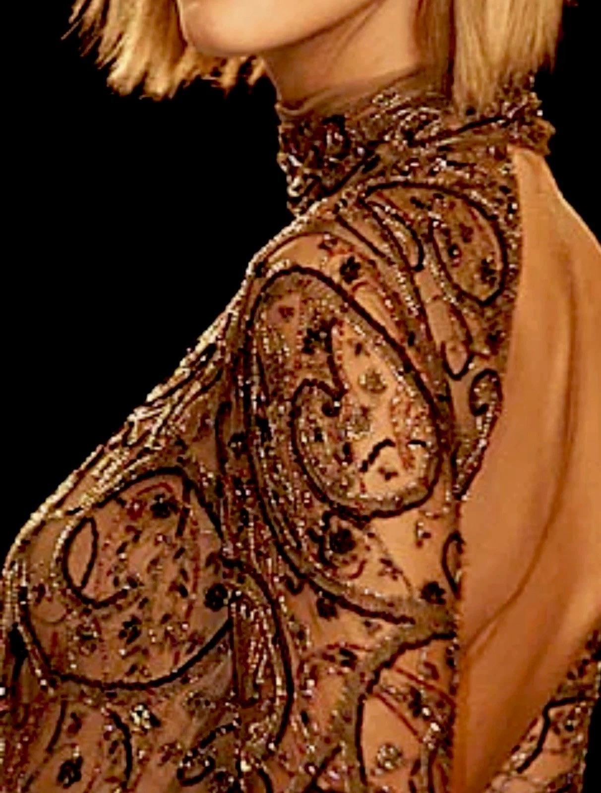 Collectional S Automne 2001 - Robe en soie perlée avec dos ouvert Pour femmes en vente