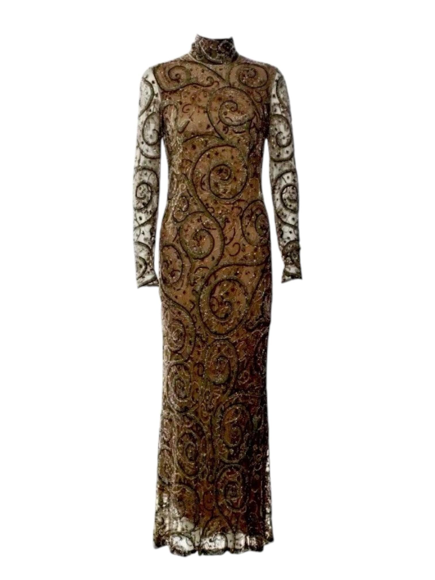Collectional S Automne 2001 - Robe en soie perlée avec dos ouvert en vente 4