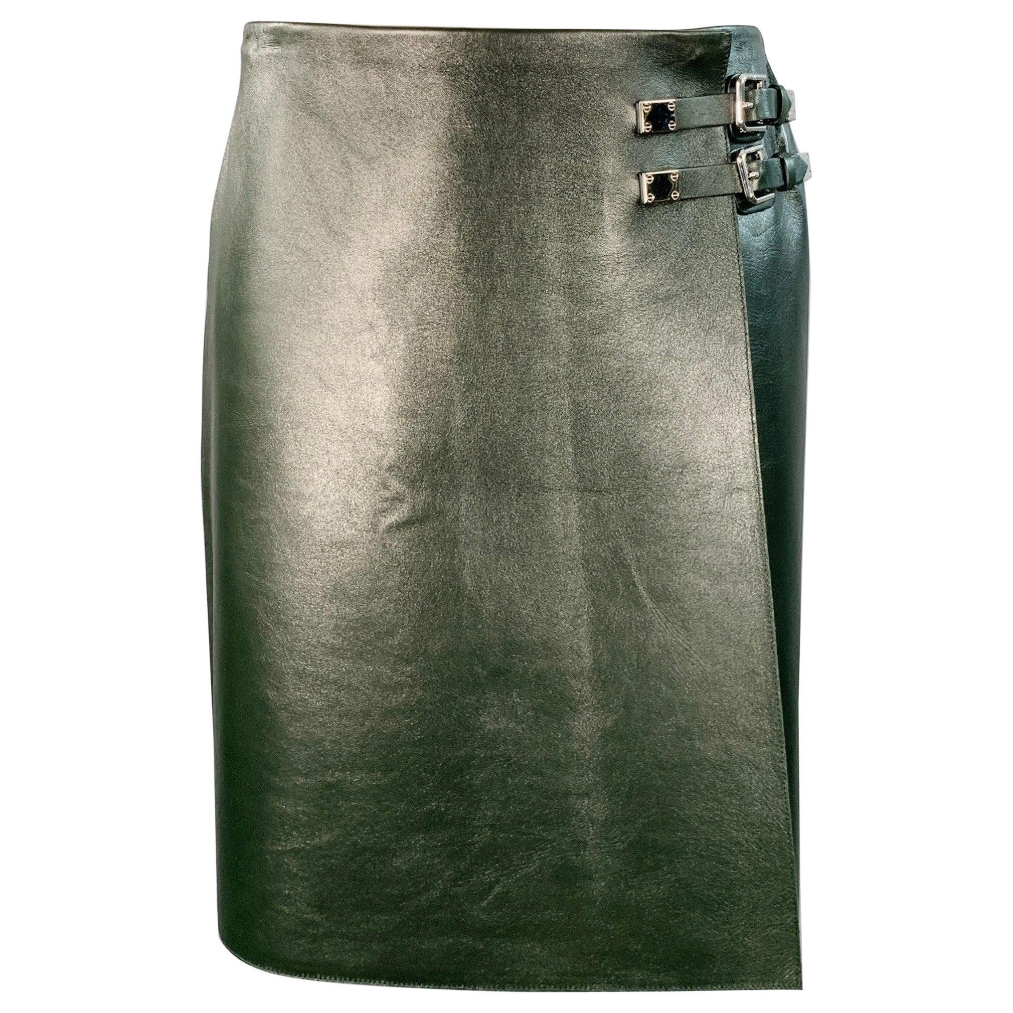 RALPH LAUREN COLLECTION Pre-Fall 2025 Größe 4 Kyler Green Moss Leder Lammfell Schnalle Minirock im Angebot