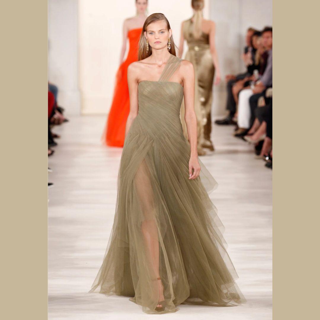 Ralph Lauren Collection Purple Label Robe de soirée printemps/été 2015 Taille 6 Pour femmes en vente