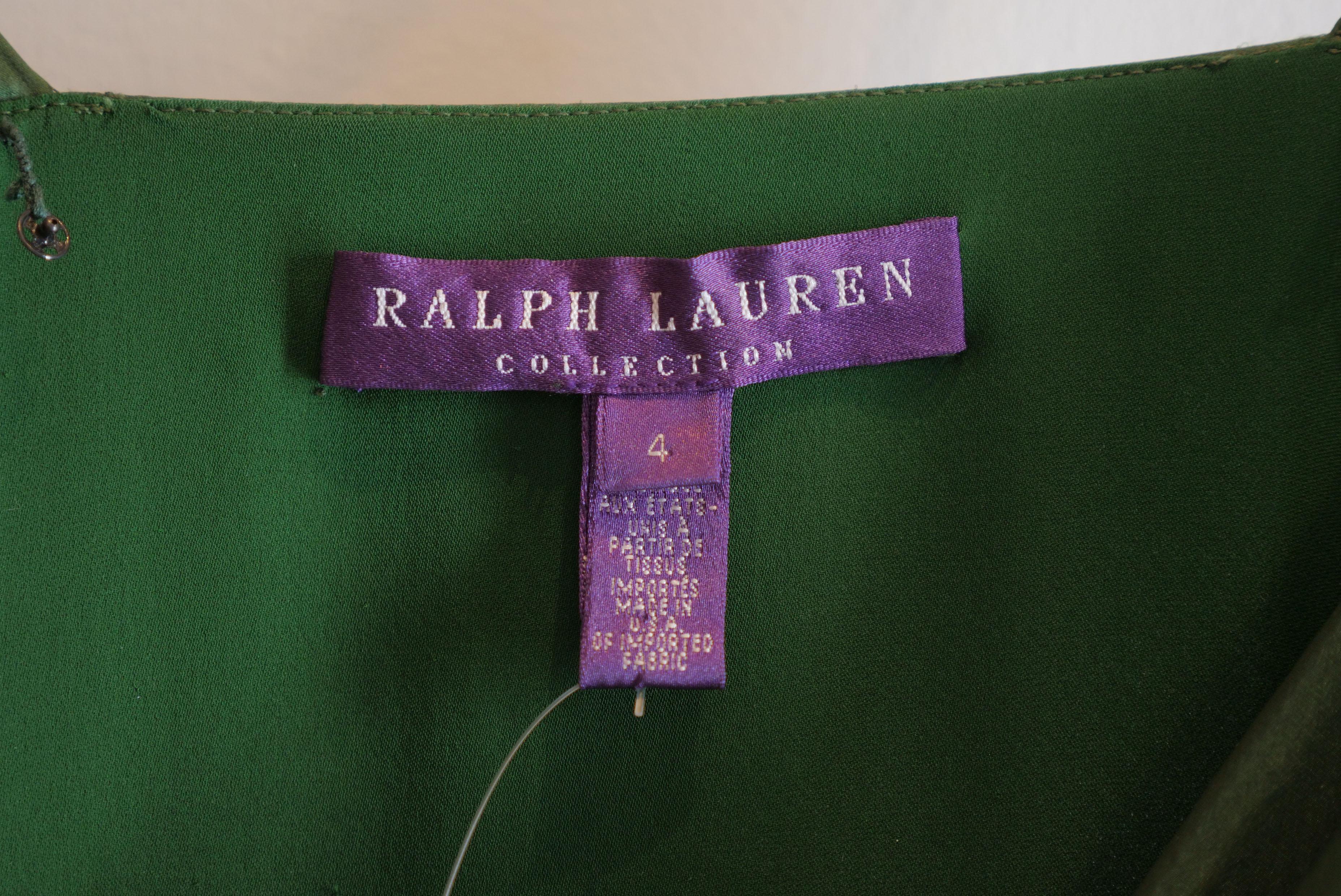 Ralph Lauren Collection Purple Label, Green Silk Gown In Good Condition In Bridgehampton, NY