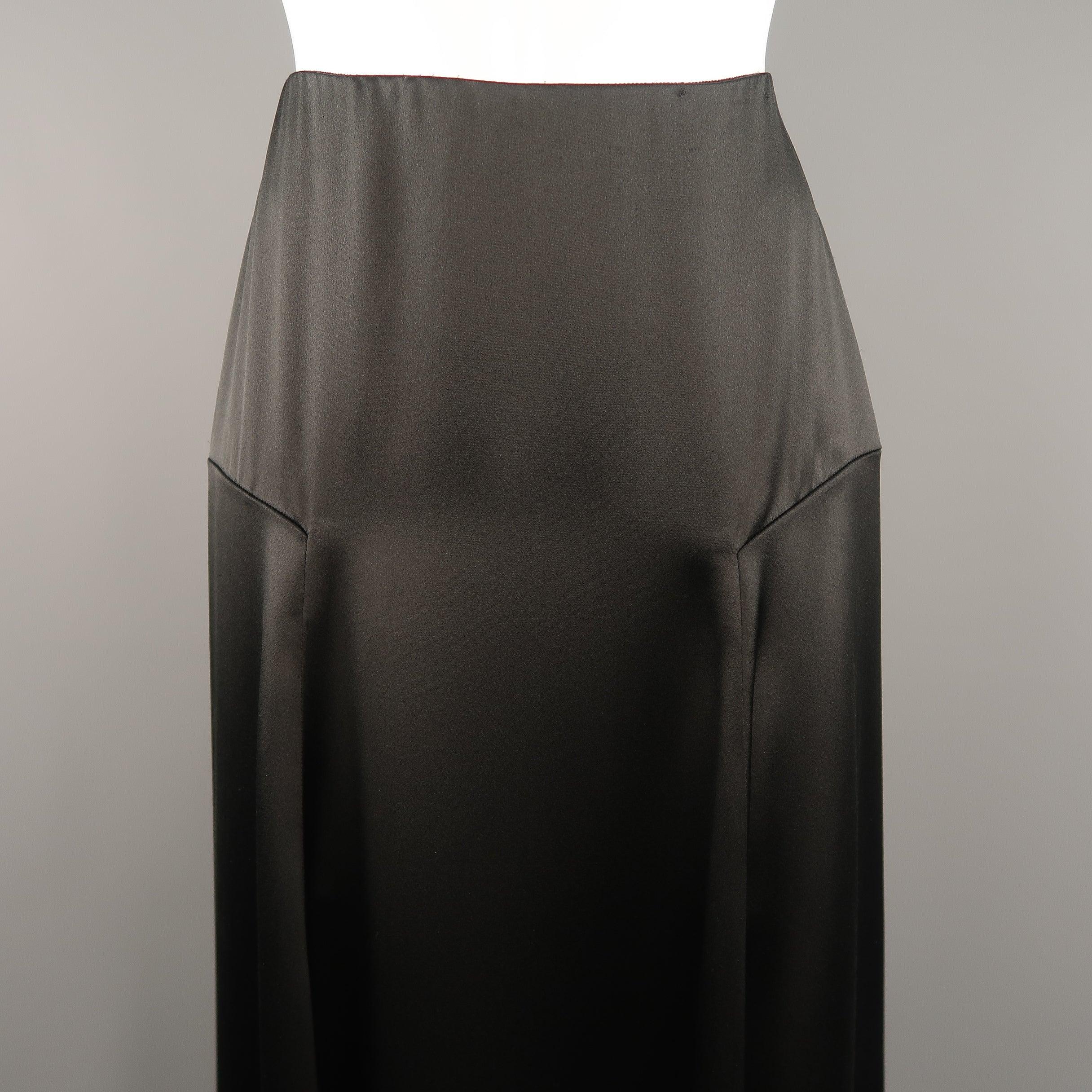 RALPH LAUREN COLLECTION maxi skirt comes in silk satin with paneled dart construction and A line ruffled hem silhouette. Minor wear.Made in USA.
Very Good Pre-Owned Condition.
 

Marked:   2
 

Measurements: 
  
l	Waist: 26.5 inches 
l	Hip: 36