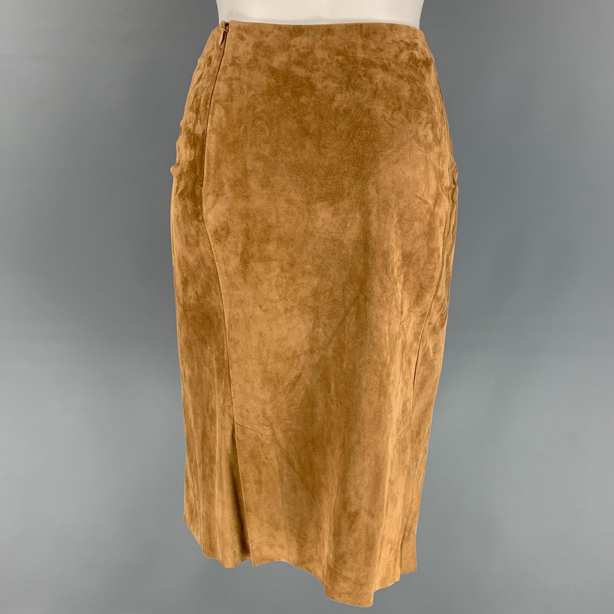 RALPH LAUREN Collection Size 6 Tan Suede  Pencil Below Knee Skirt In Good Condition For Sale In San Francisco, CA