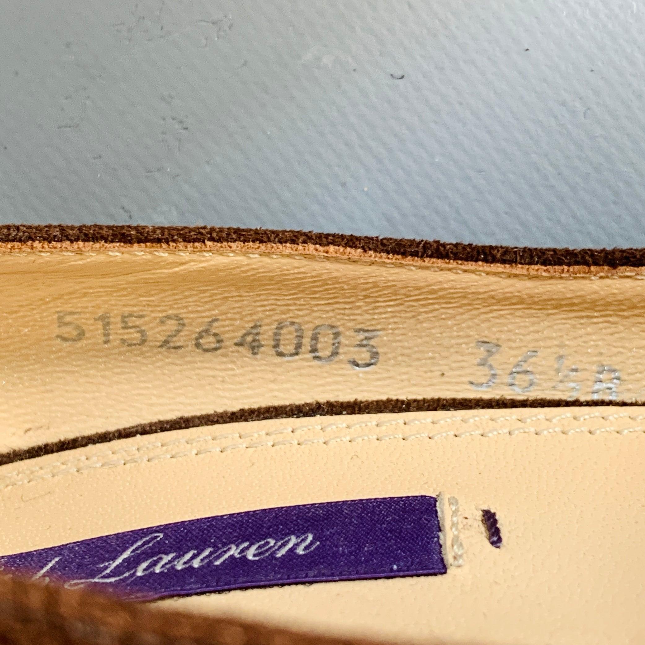 RALPH LAUREN COLLECTION Size 6.5 Brown Suede Pointed Toe Classic Pumps For Sale 4