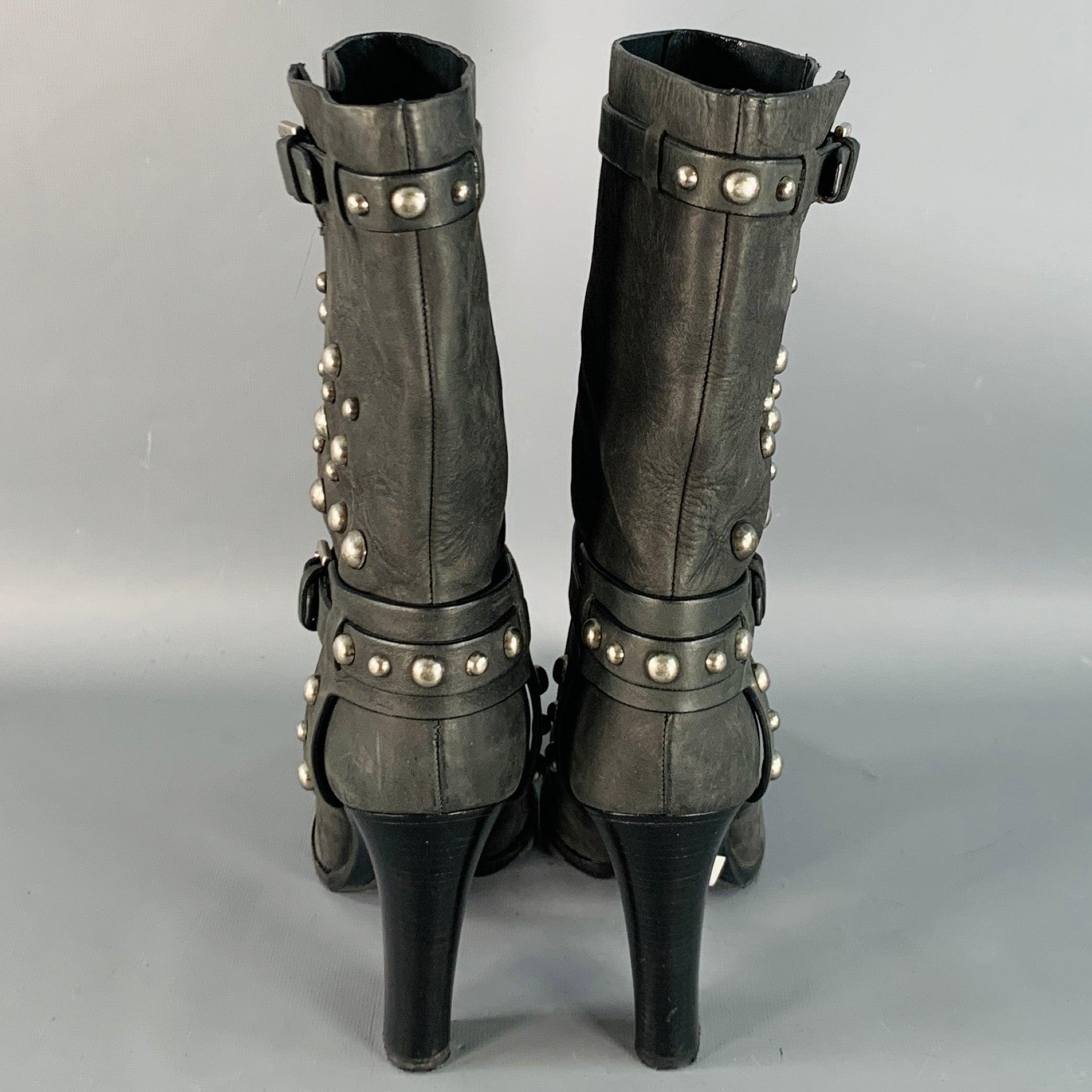 Nero RALPH LAUREN COLLECTION Size 8.5 Black Studded Stacked Heel Pull On Boots in vendita