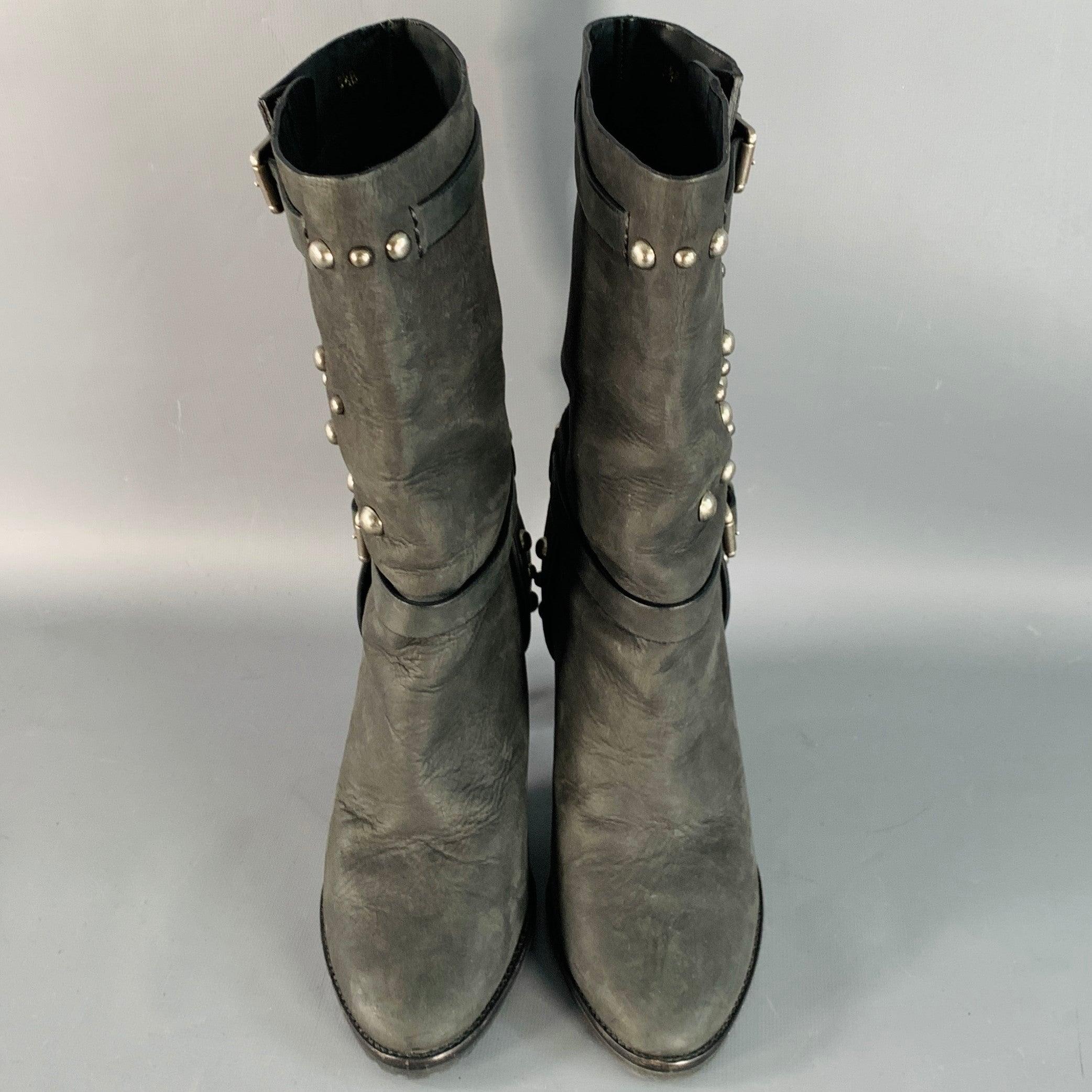 RALPH LAUREN COLLECTION Size 8.5 Black Studded Stacked Heel Pull On Boots In condizioni ottime in vendita a San Francisco, CA