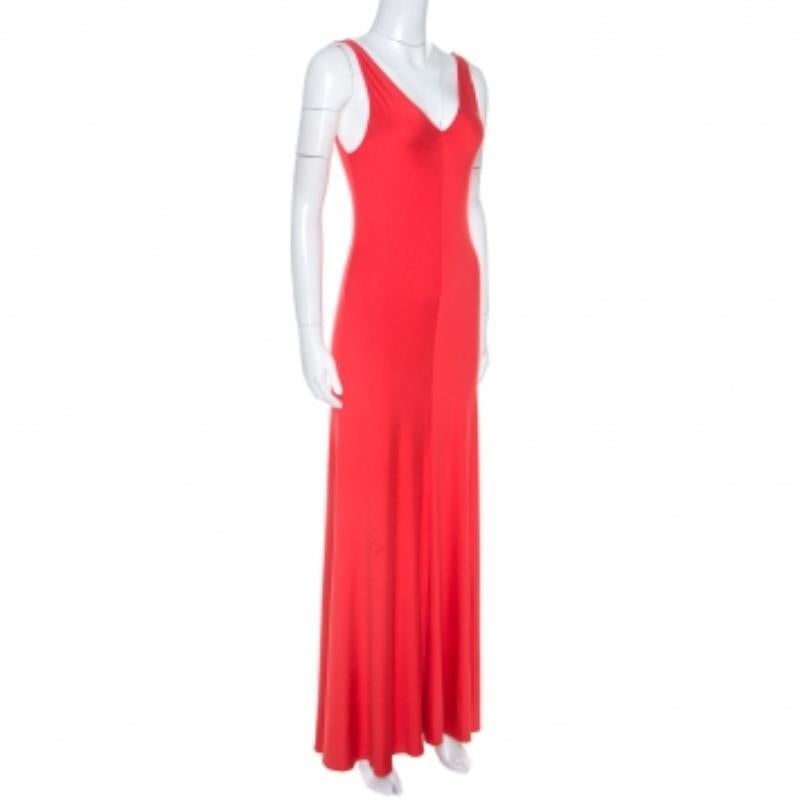 Vous pouvez toujours compter sur une robe Ralph Lauren comme celle-ci. Que ce soit pour un événement de jour ou de nuit, vous ne pouvez pas vous tromper avec cette robe rose corail. Des tissus de qualité ont été coupés de façon magistrale pour