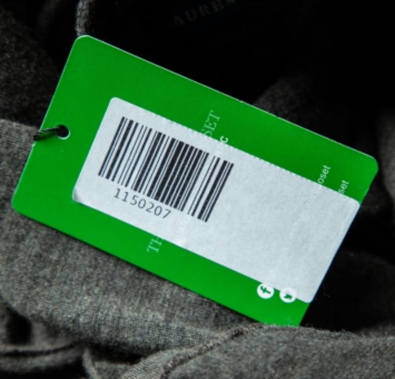 Polo de manga larga de lana y cachemira gris oscuro Ralph Lauren XL en venta 1