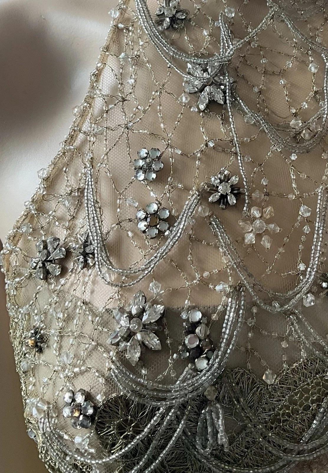 Donna Ralph Lauren Autunno 2009 - Top in pizzo con perline e gonna a cascata in seta - Set da passerella in vendita