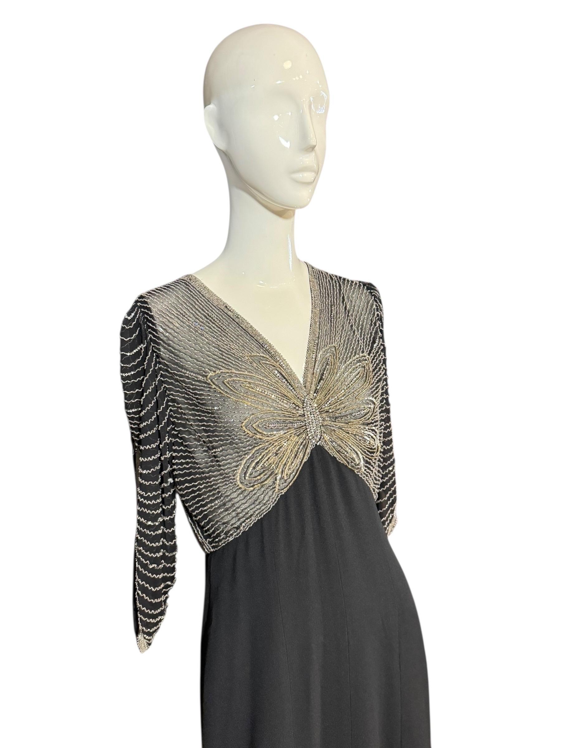 Ralph Lauren - Passerella Autunno 2011 - Abito in crepe nero con corpetto di perline a farfalla in vendita 2