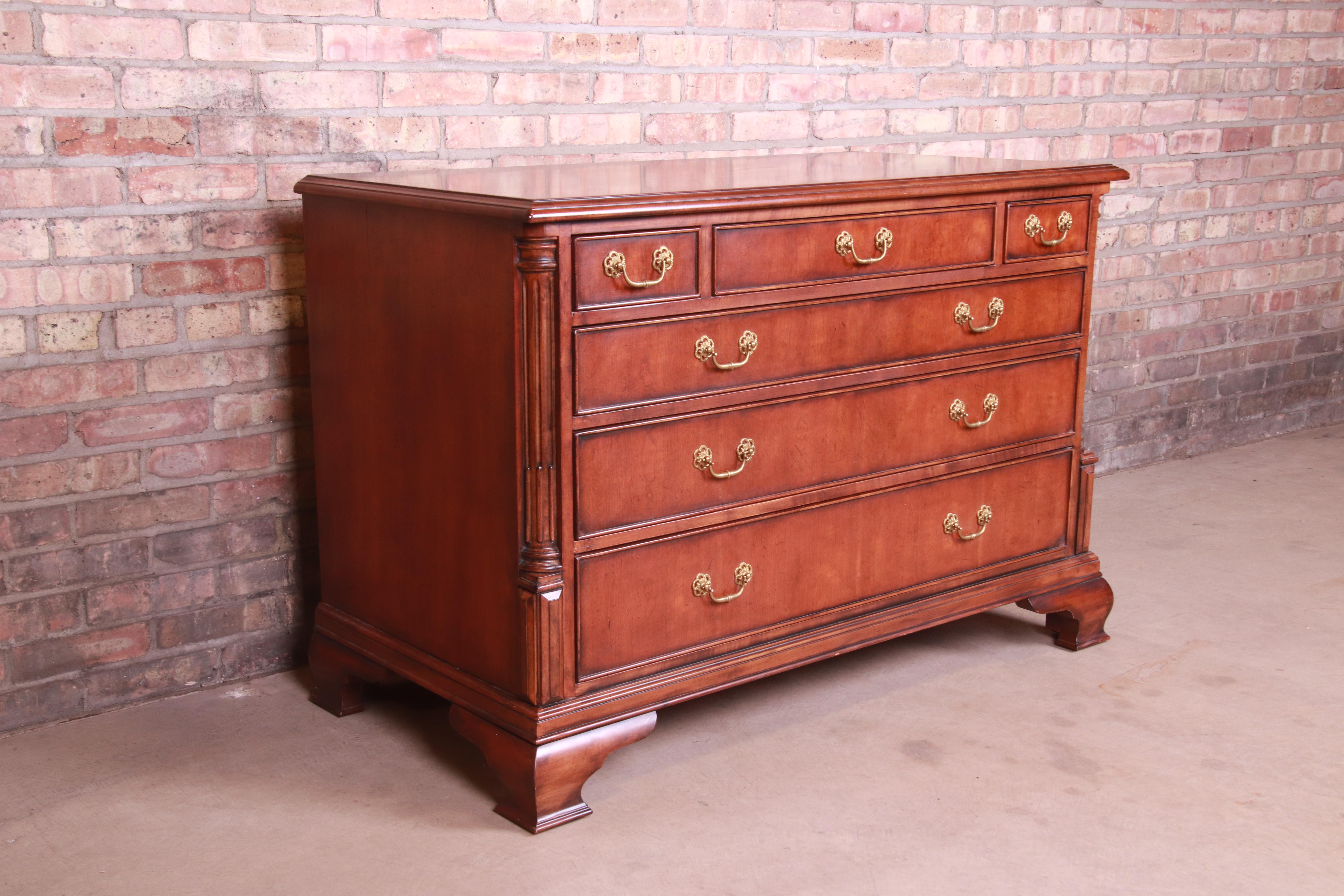 Ralph Lauren for Henredon Georgian Chest of Drawers In Good Condition In South Bend, IN