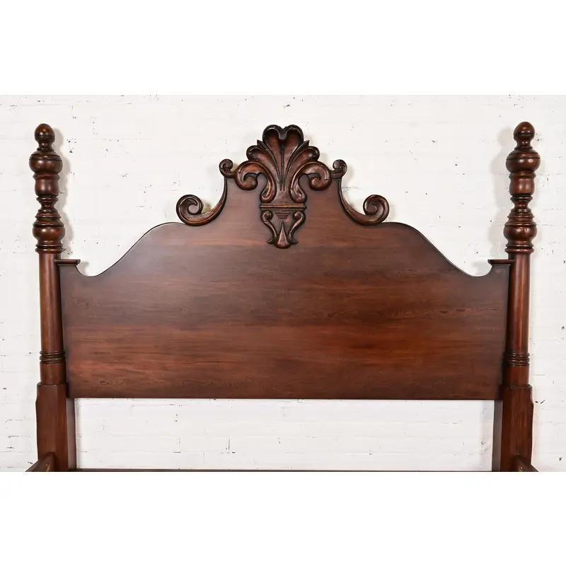 Ralph Lauren Französisch Empire geschnitzt Mahagoni König Größe Poster Bett im Angebot 2