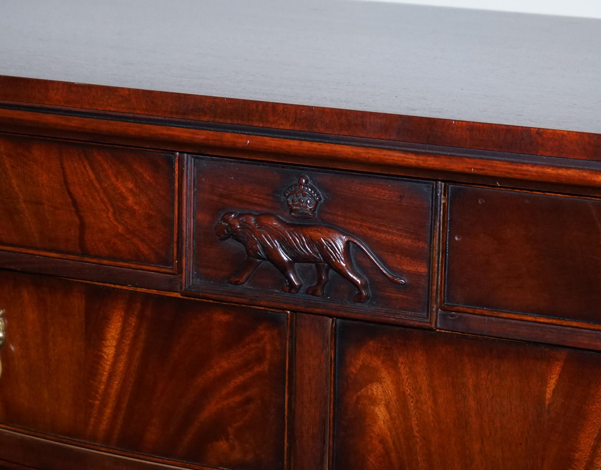 RALPH LAUREN FRENCH EMPiRE STYLE FLAMED HARDWOOD CHEST OF DRAWERS In Good Condition For Sale In Pulborough, GB