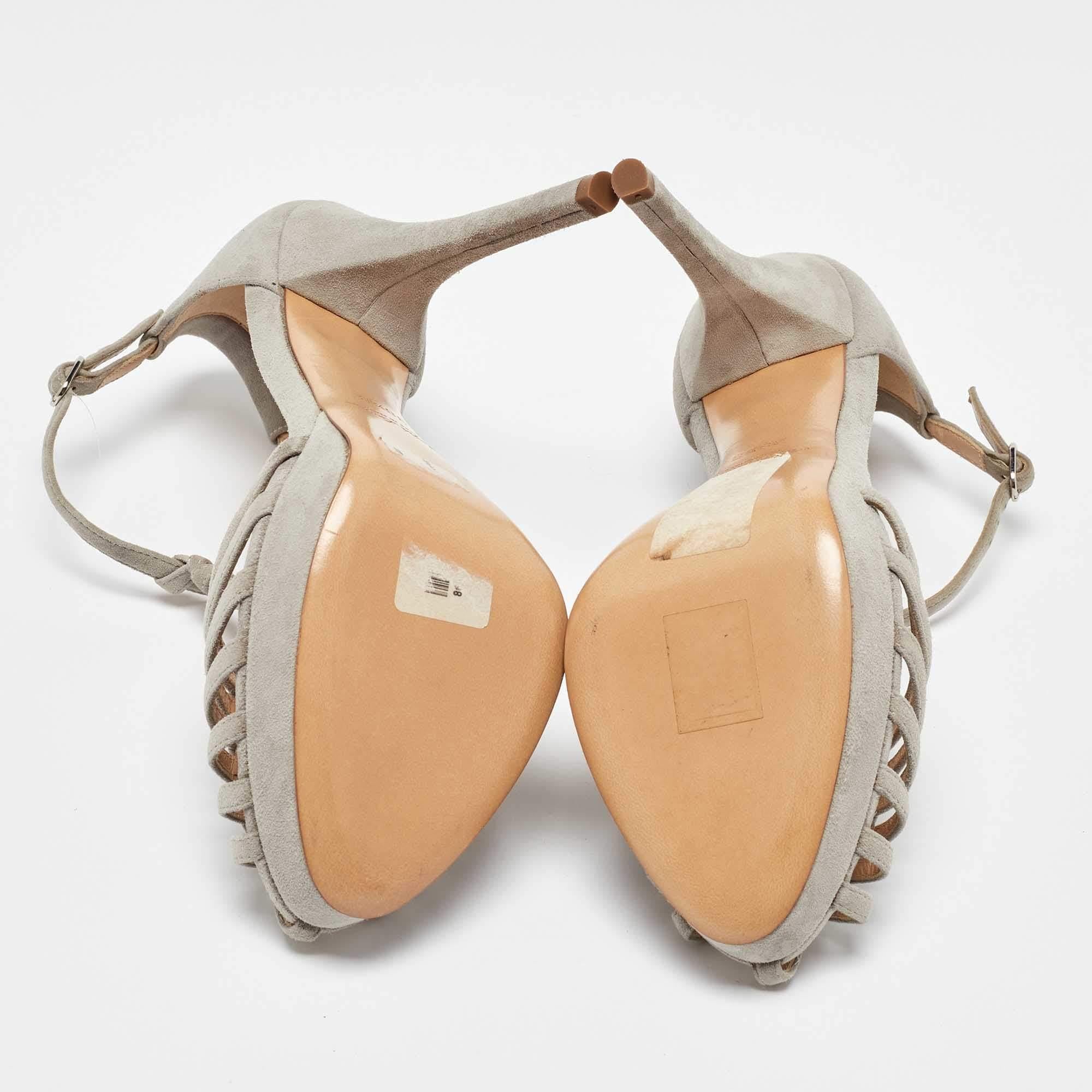Ralph Lauren Grey Suede Leather T Strap Platform Sandals Size 38.5 For Sale 1