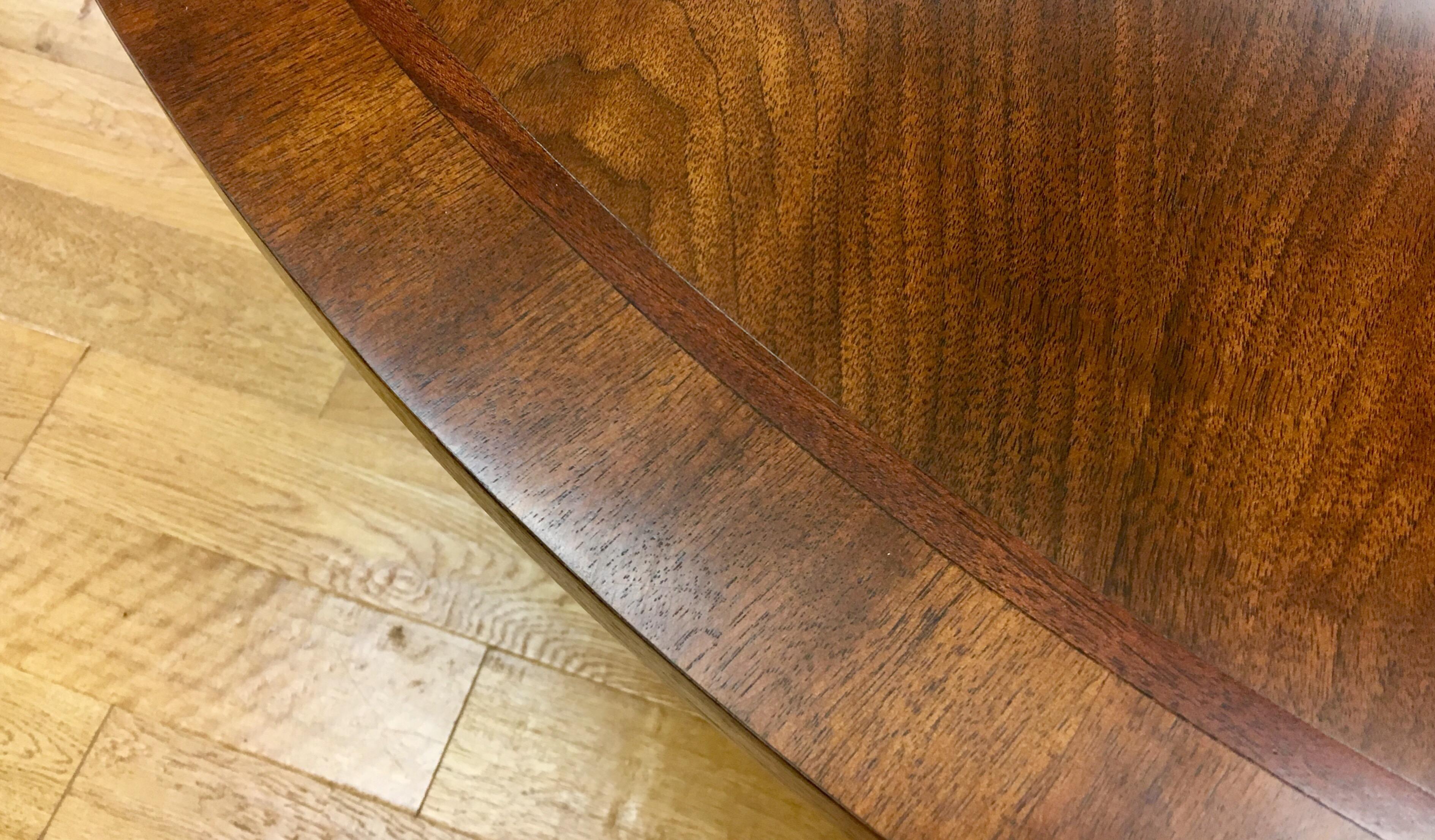 American Ralph Lauren Henredon Dining Room Set Table and Six Hitchcock Chairs