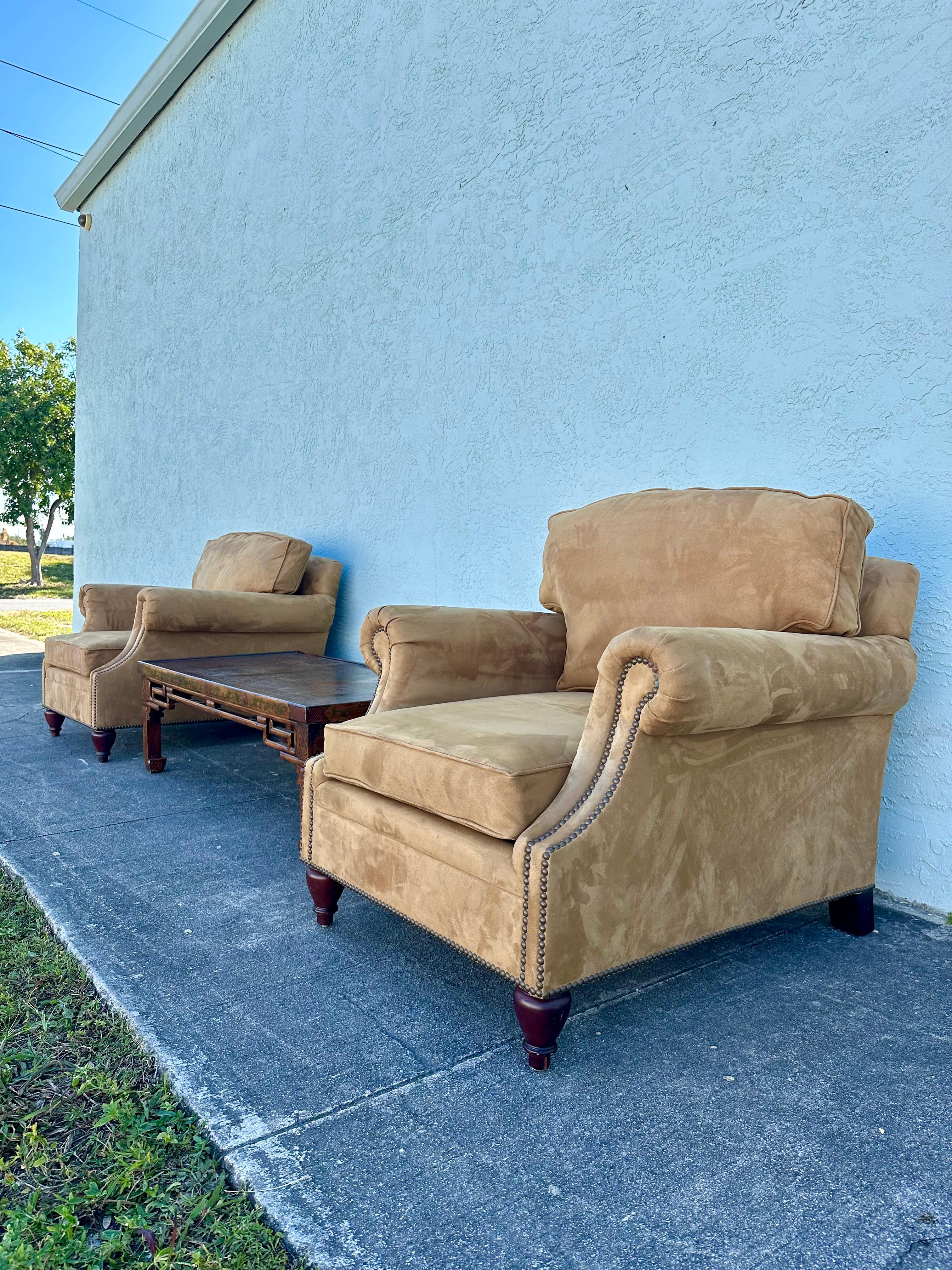 Ralph Lauren Henredon, Sedie in cammello tan ultra scamosciato, Set di 2 in vendita 3