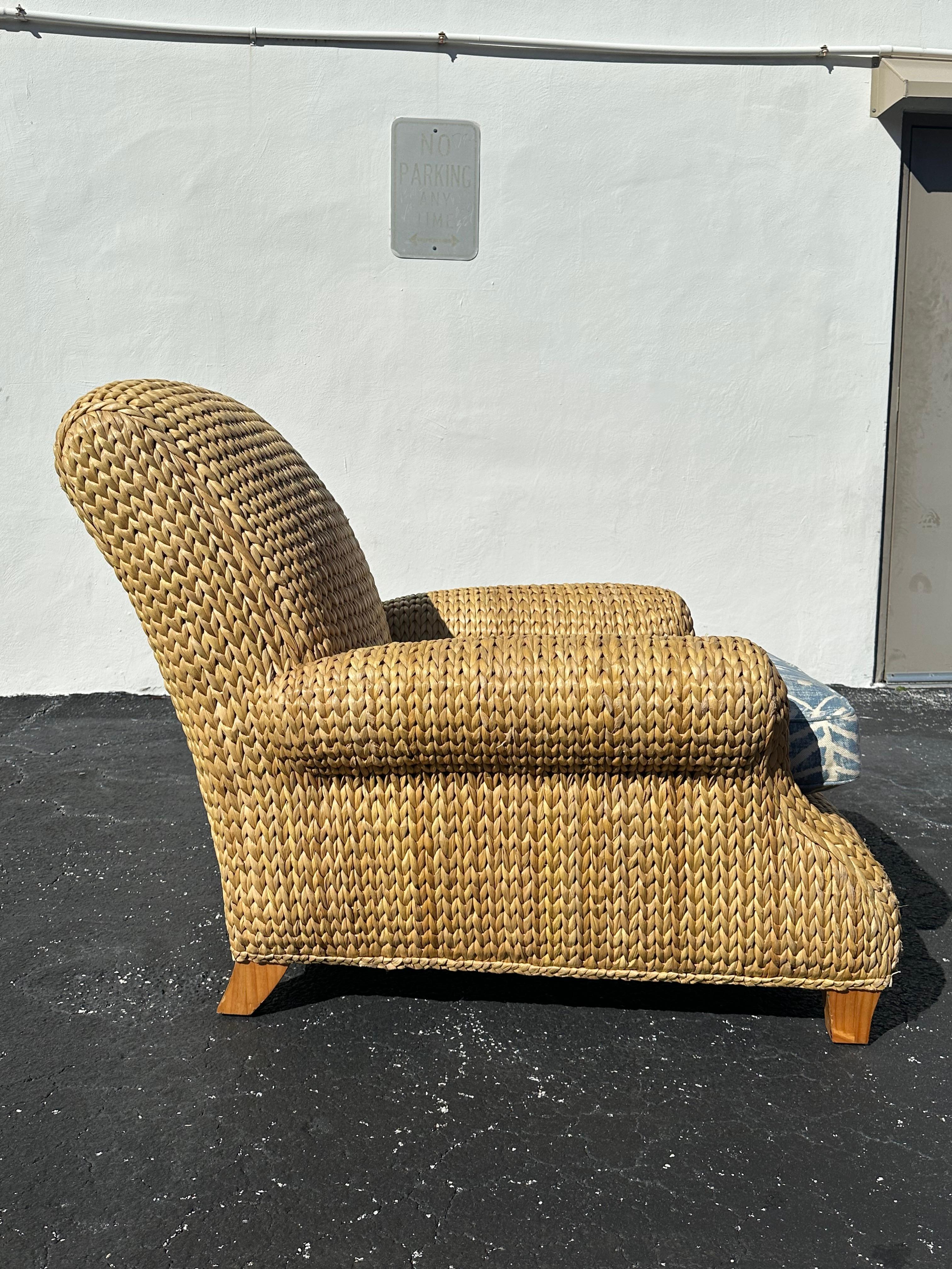 Ralph Lauren Henredon Organic Seagrass Wood Denim Lounge Chair In Good Condition For Sale In Fort Lauderdale, FL