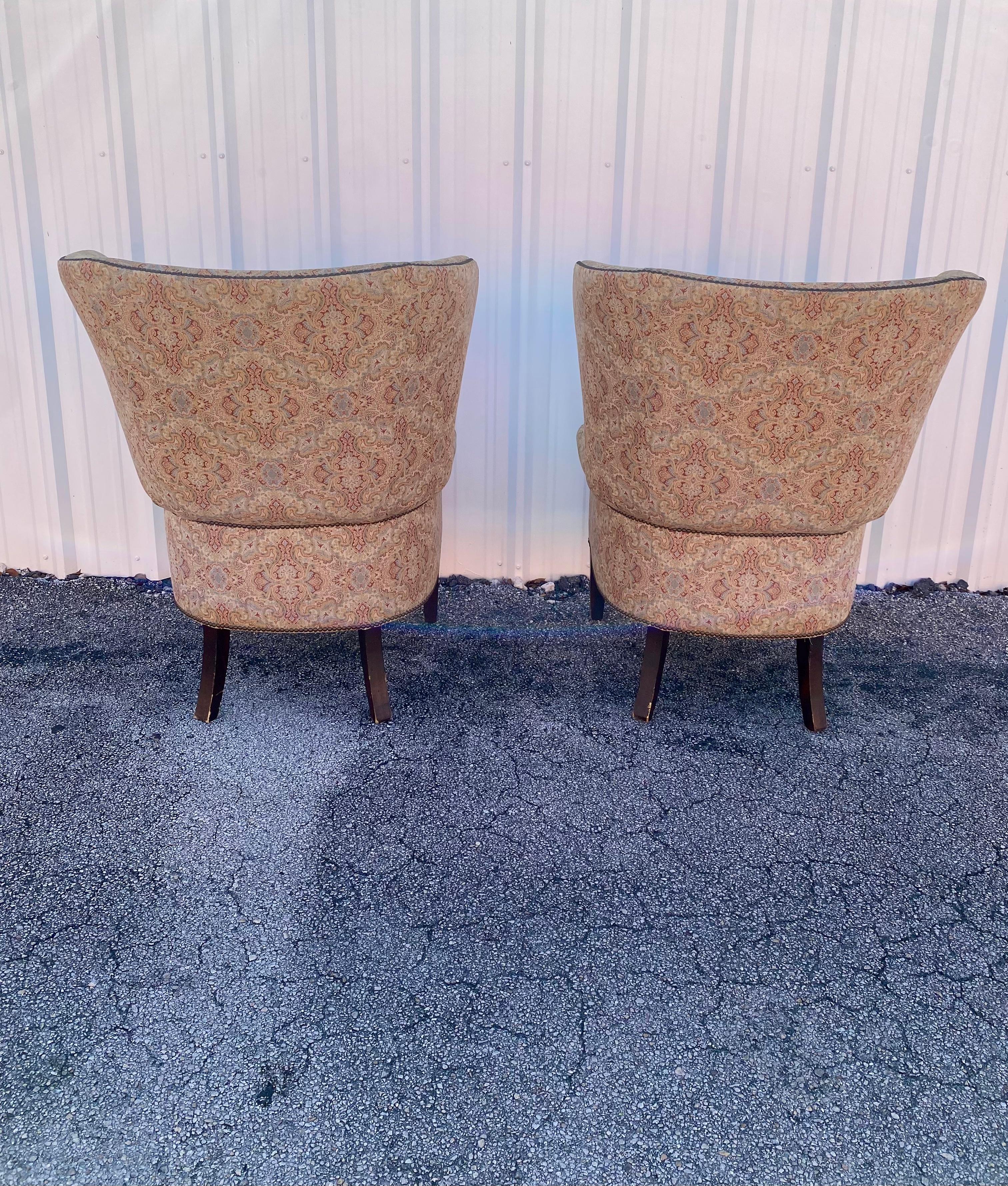 Late 20th Century 1990s XL Ralph Lauren Henredon Sculptural Curved Wing Chairs, Set of 2 For Sale