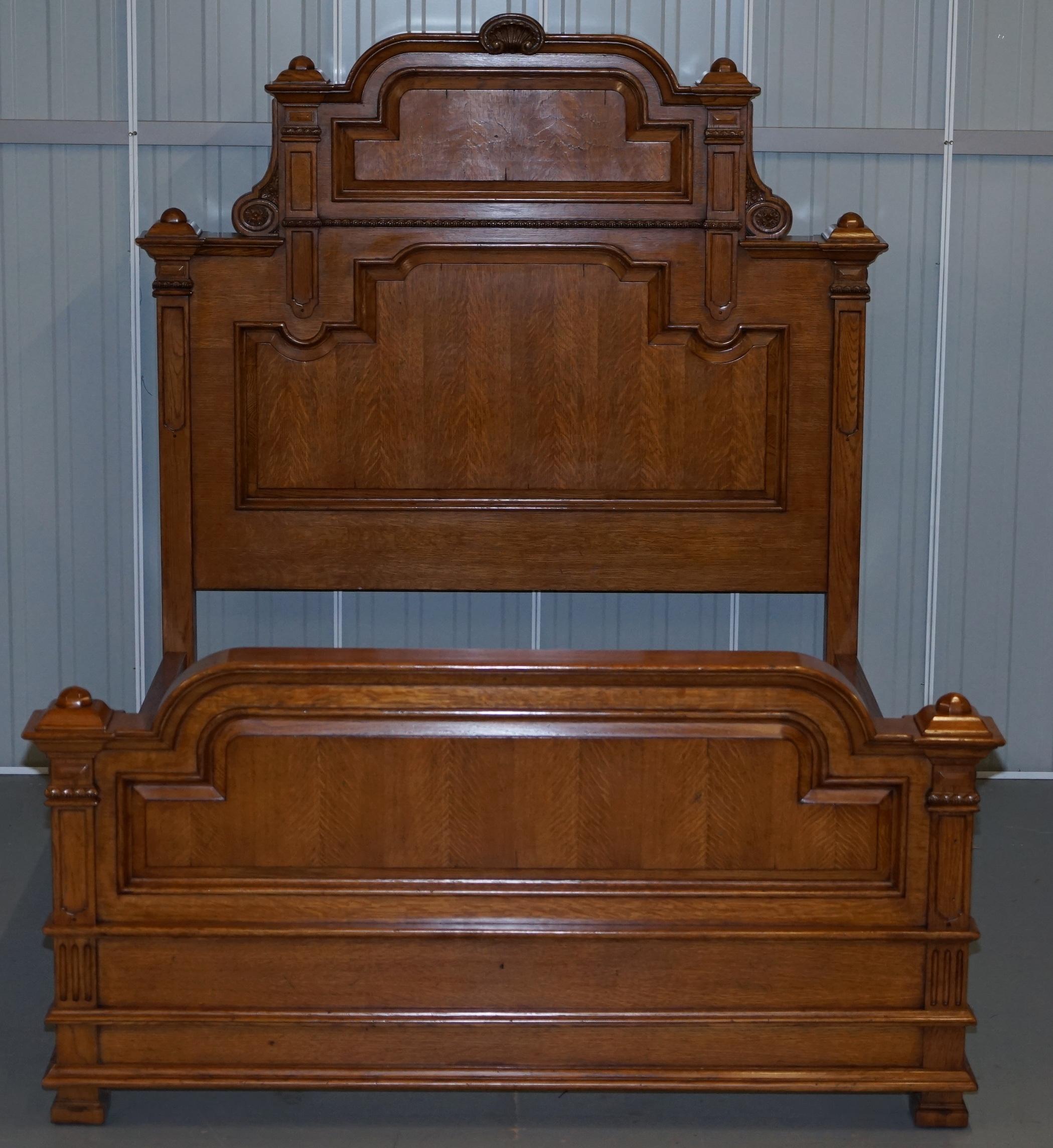 We are delighted to offer for sale this stunning very large and exceptionally solid Oak, now discontinued RRP £17,800 Ralph Lauren Hither Hills bed

This auction is for the bed frame only, I found a company online that can make a custom made Divan
