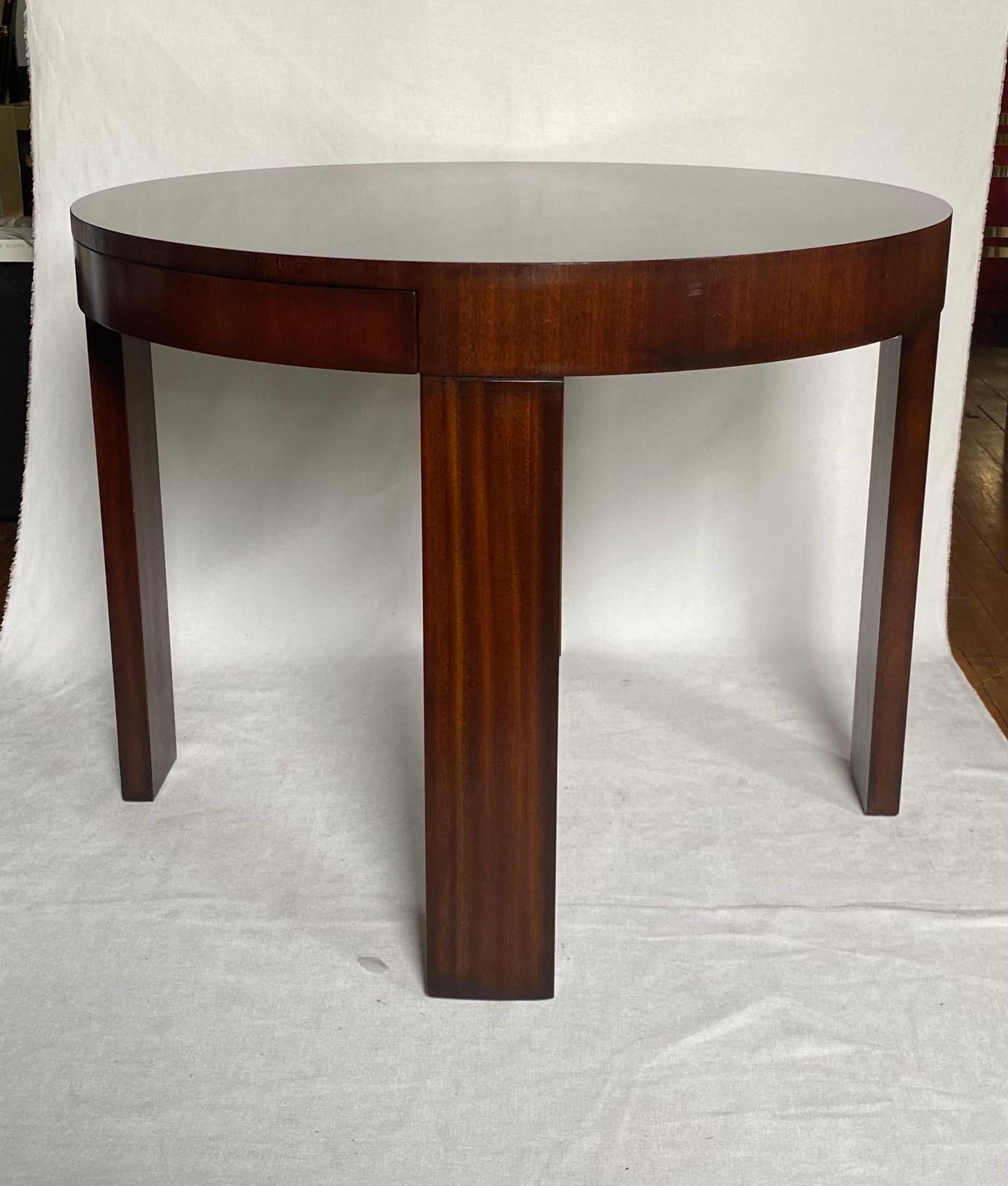 Ralph Lauren Home Modern Round Beekman Side or Center Table  In Good Condition For Sale In Lambertville, NJ
