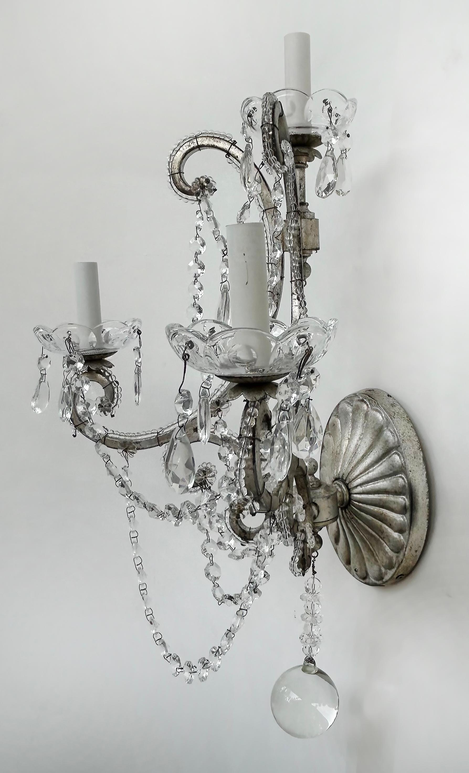 Americano Ralph Lauren Home - Applique in cristallo argentato con bordatura in vetro, 2 coppie disponibili in vendita