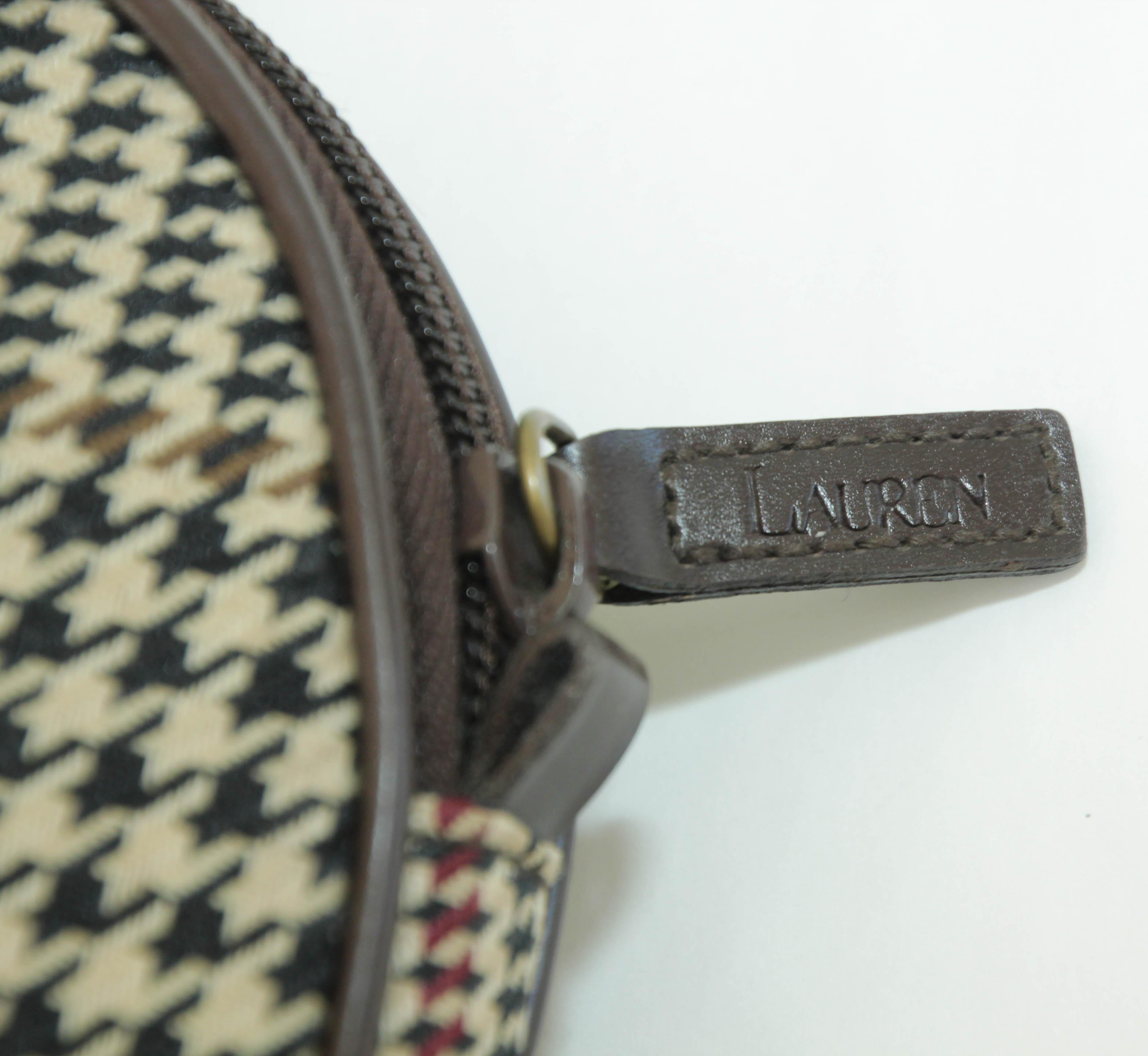 Ralph Lauren Kosmetiktasche mit Hahnentrittmuster Brieftasche im Angebot 3