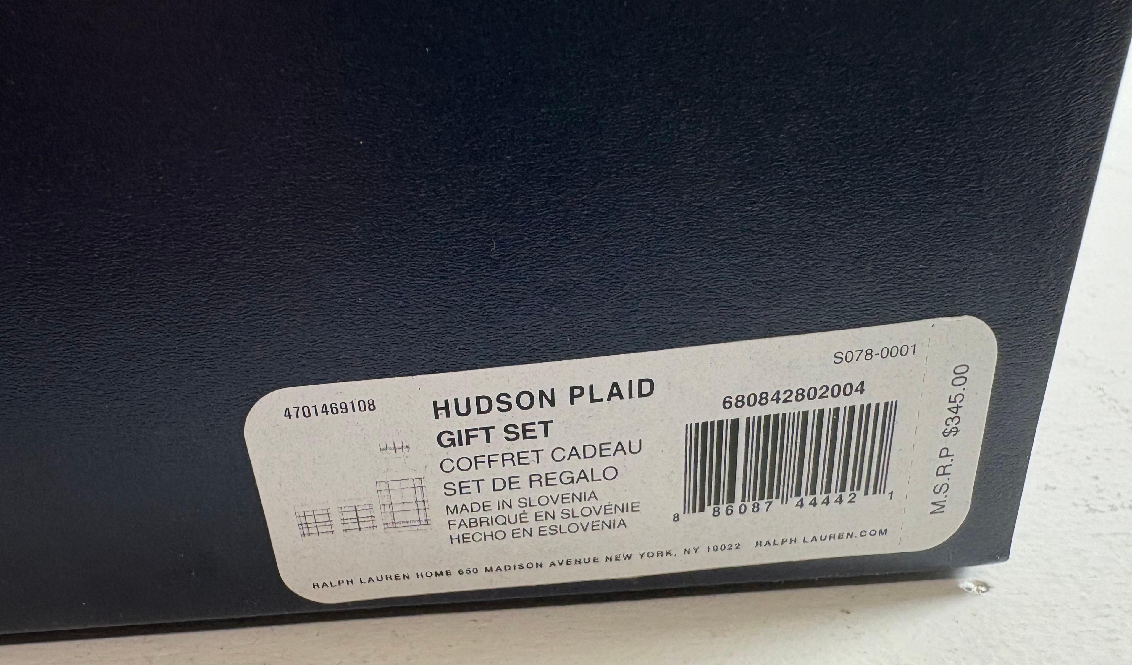 Ralph Lauren Hudson plaid cut Crystal decanter gift box. In Excellent Condition For Sale In Allentown, PA