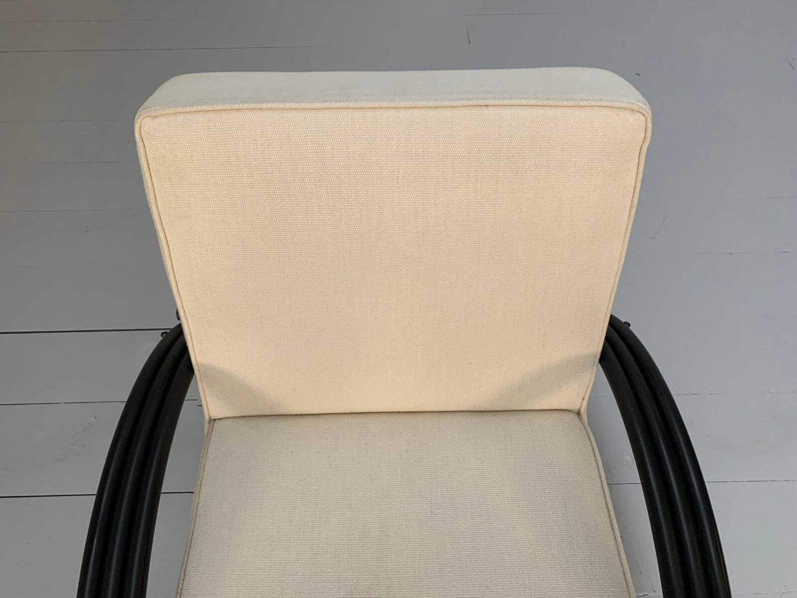 Ralph Lauren „Hudson Street“ Loungesessel „Hudson Street“ – Sessel aus blassgefüttertem und geschwärztem Leinen im Angebot 1