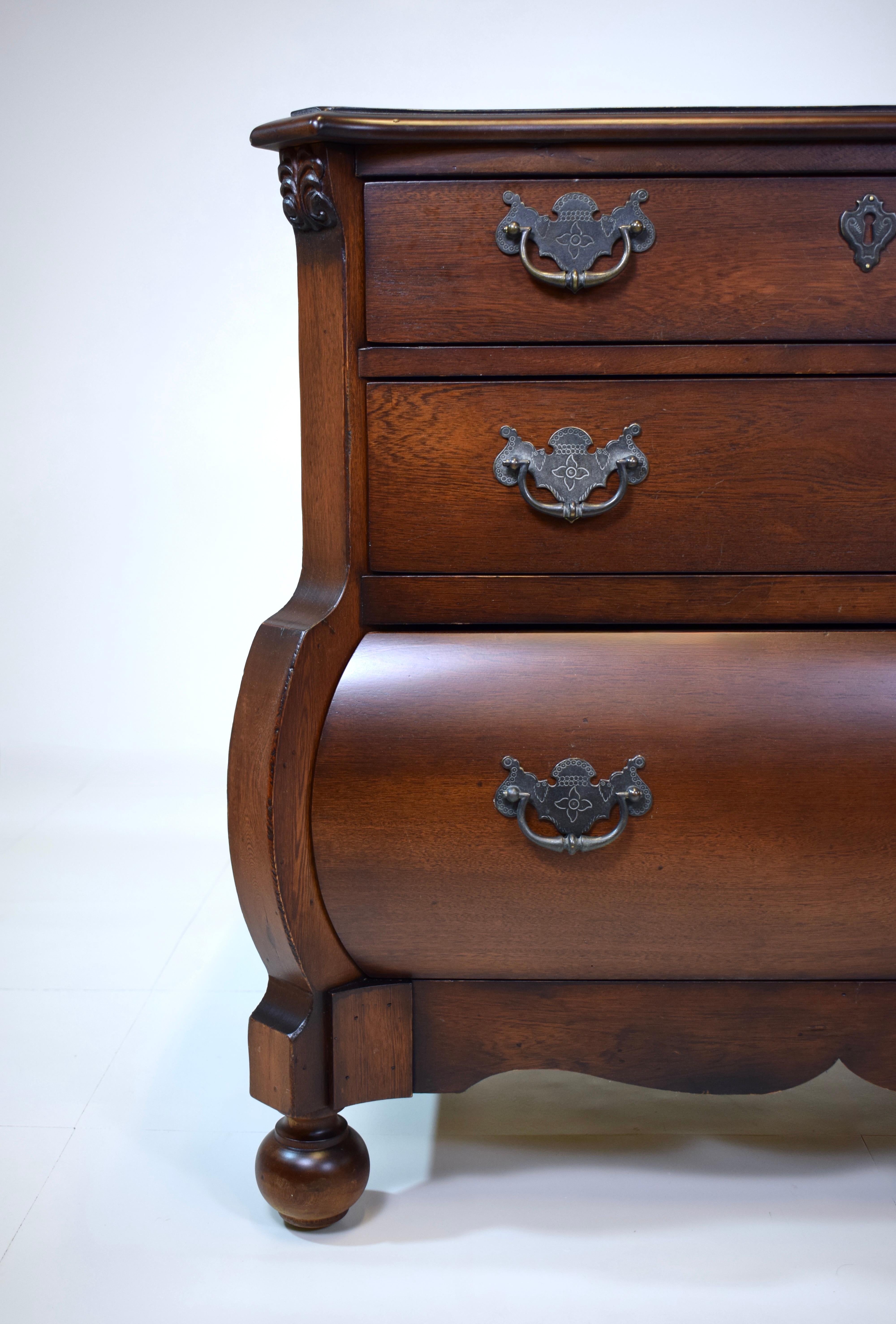 American Ralph Lauren Italian Mahogany Bombay Form Chest