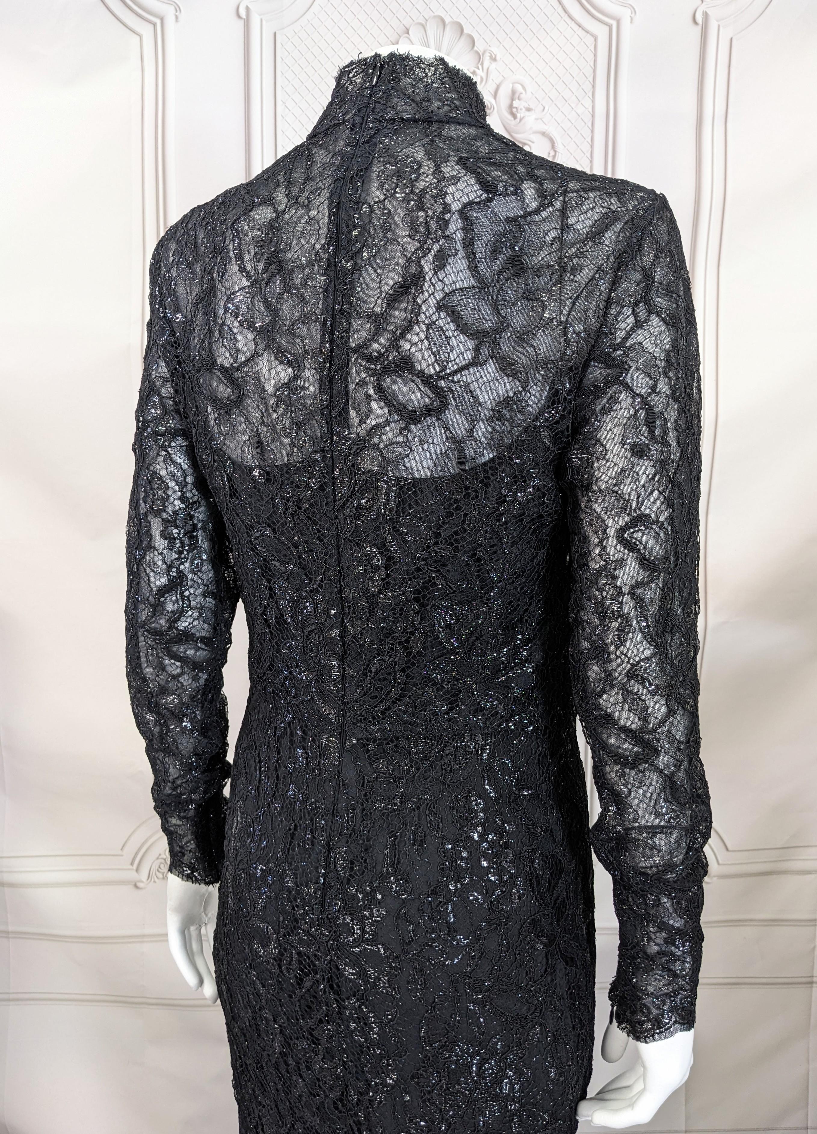 Robe fourreau en dentelle métallique laquée, Ralph Lauren Purple Label en vente 4