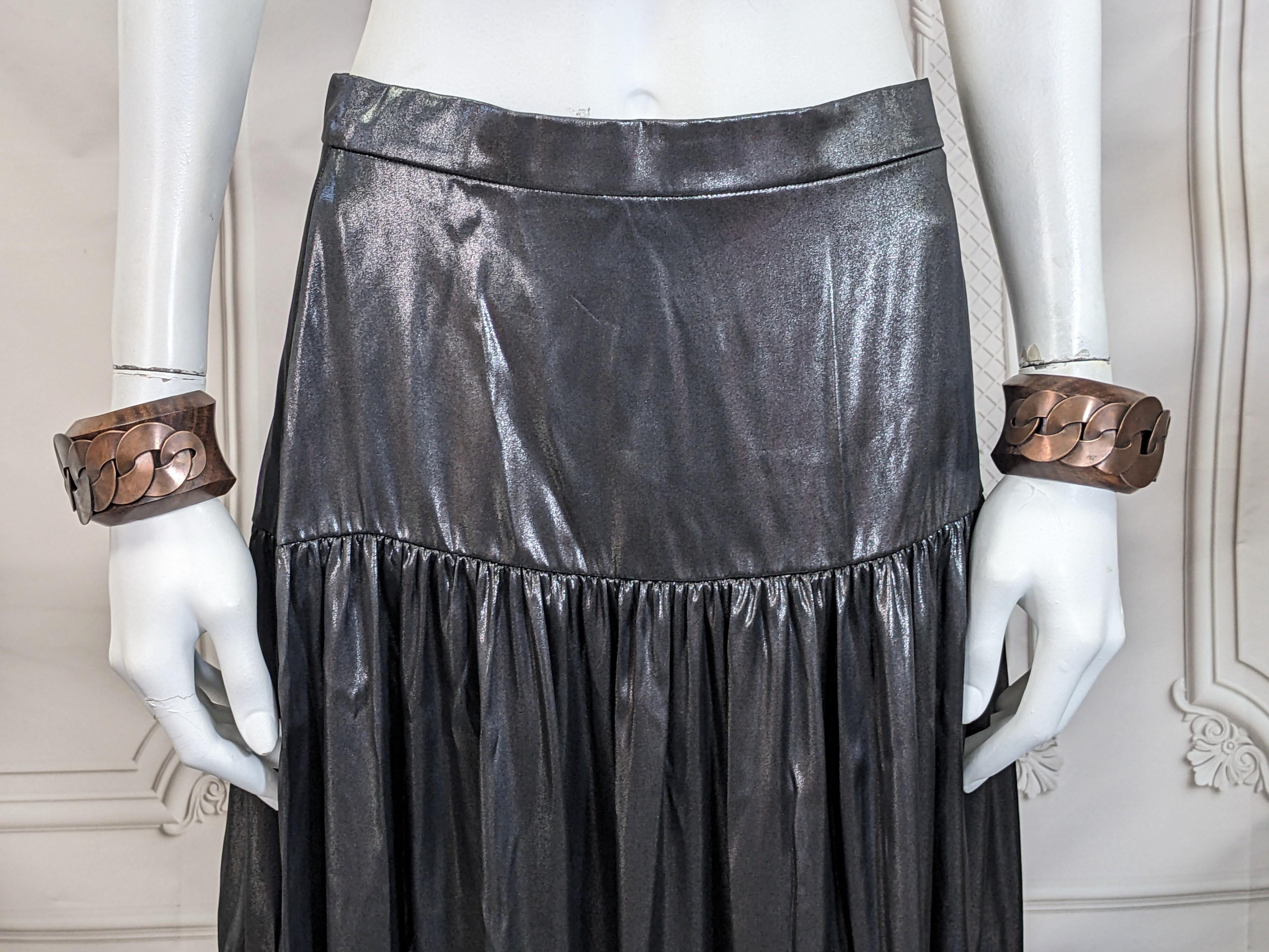 Noir Jupe paysanne en soie laquée, Ralph Lauren Purple Label en vente