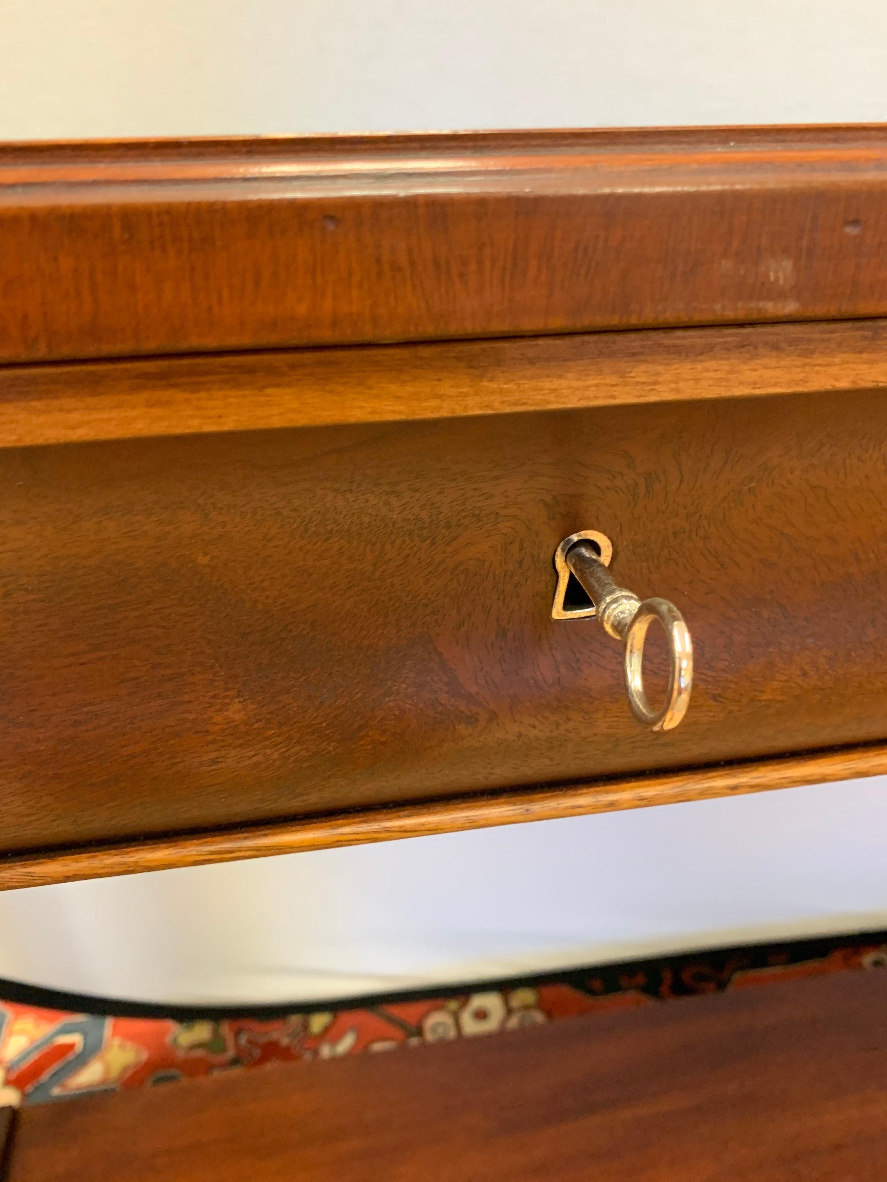 Ralph Lauren Mahogany Two-Drawer Console Table In Good Condition In West Hartford, CT