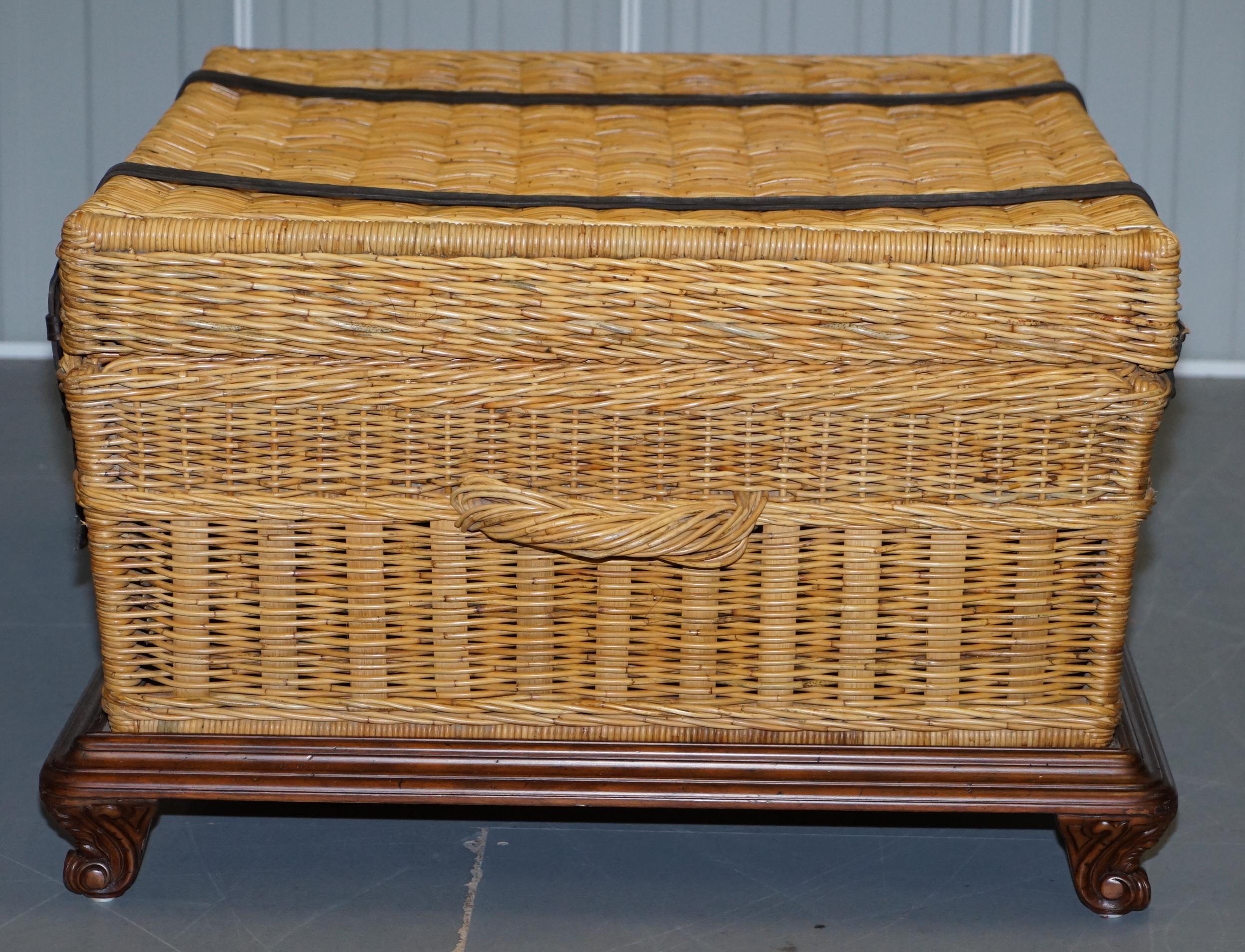 Ralph Lauren Marseilles Wicker Luggage Trunk Coffee Table Huge Internal Storage 3