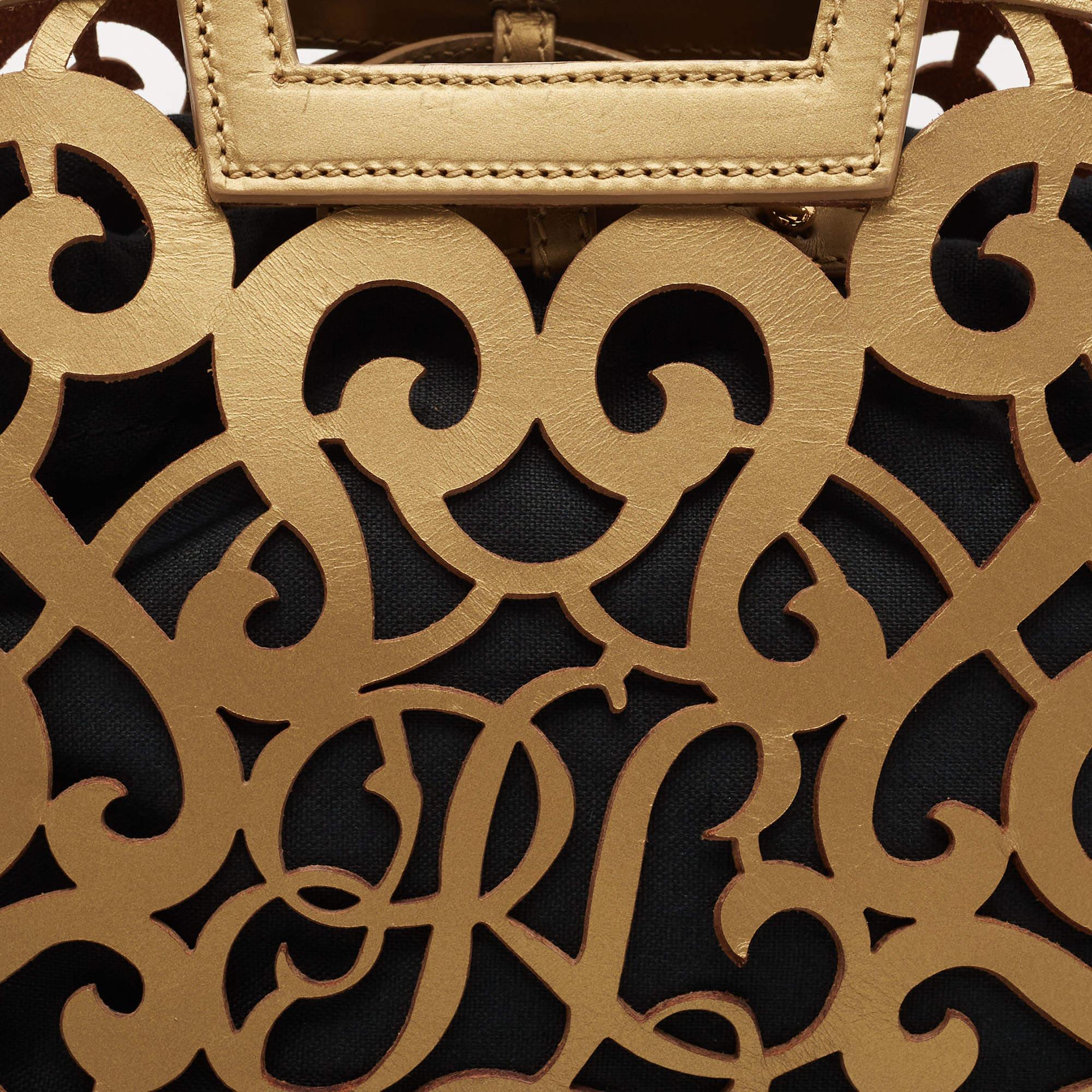 Ralph Lauren Metallic Gold Laser Cut Leather Vachetta Scroll Tote In Good Condition In Dubai, Al Qouz 2