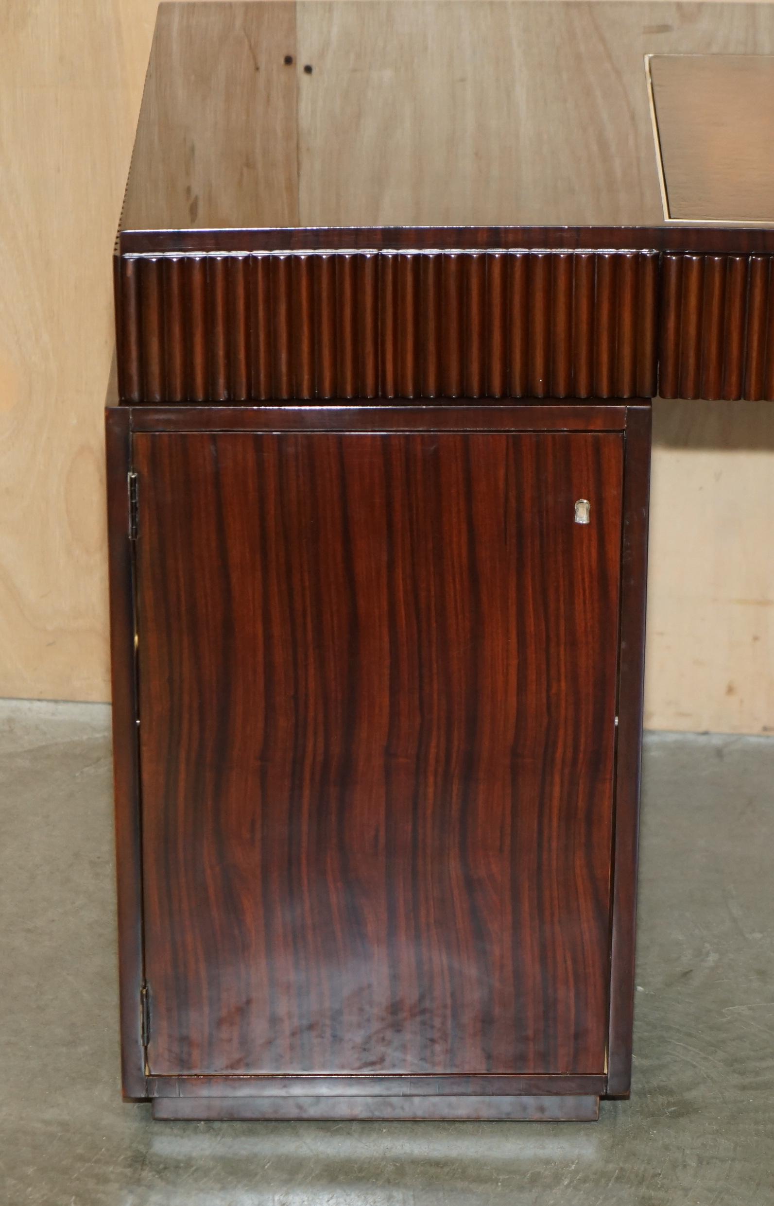 Fatto a mano RALPH LAUREN METROPOLIS MACASSAR & BROWN LEATHER FRENCH ART DECO CURVED DESk in vendita