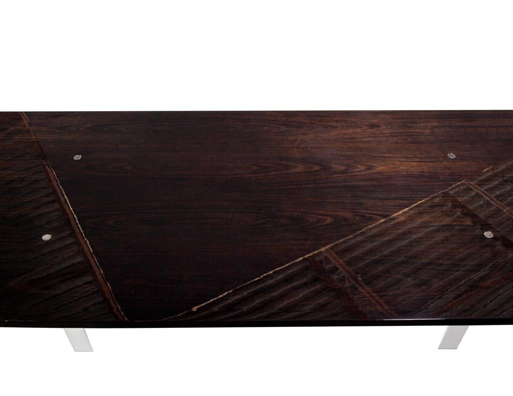 Table de salle à manger moderne Ralph Lauren en acajou et acier inoxydable en vente 3