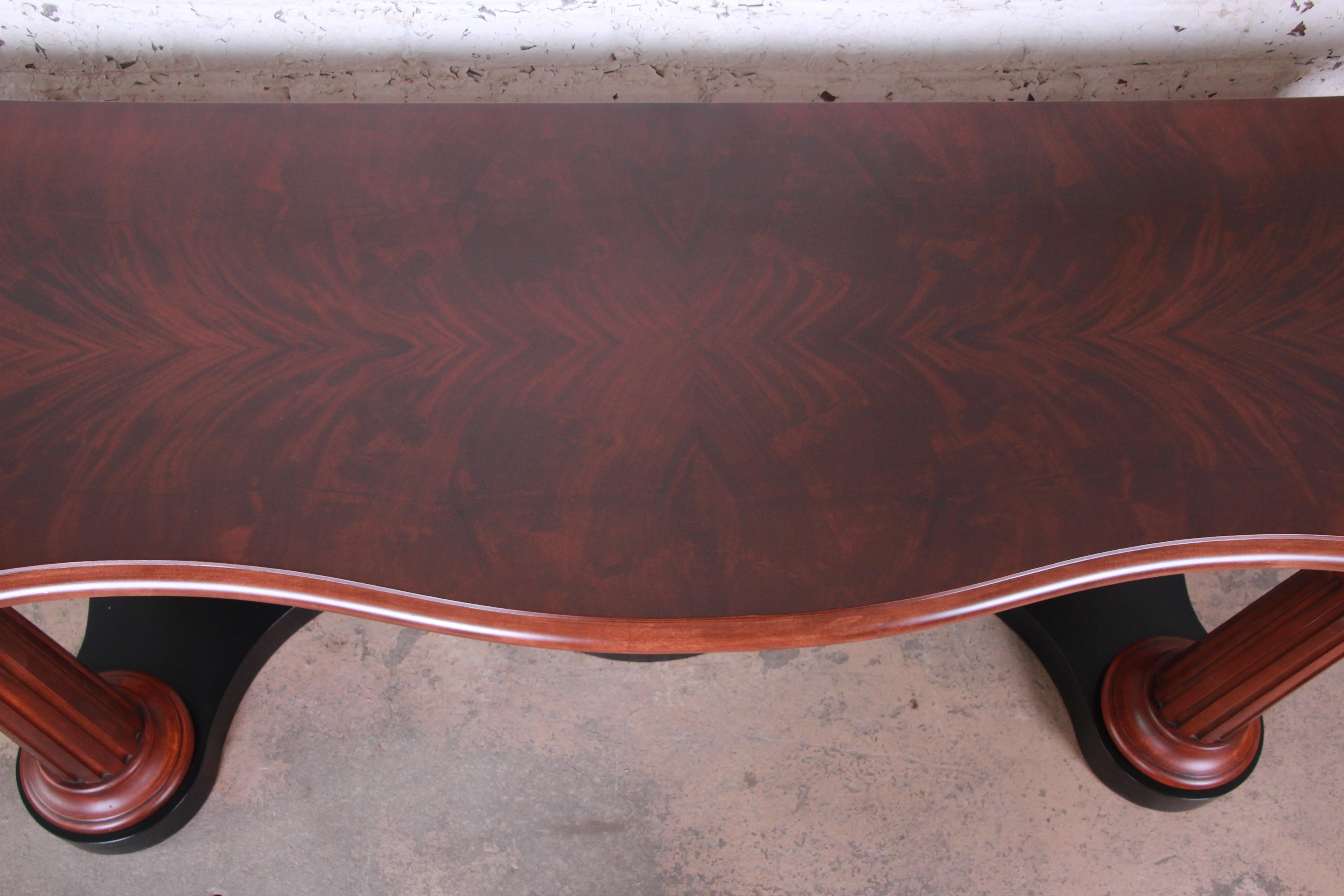 Ralph Lauren Neoclassical Flame Mahogany Console or Entry Table In Good Condition In South Bend, IN
