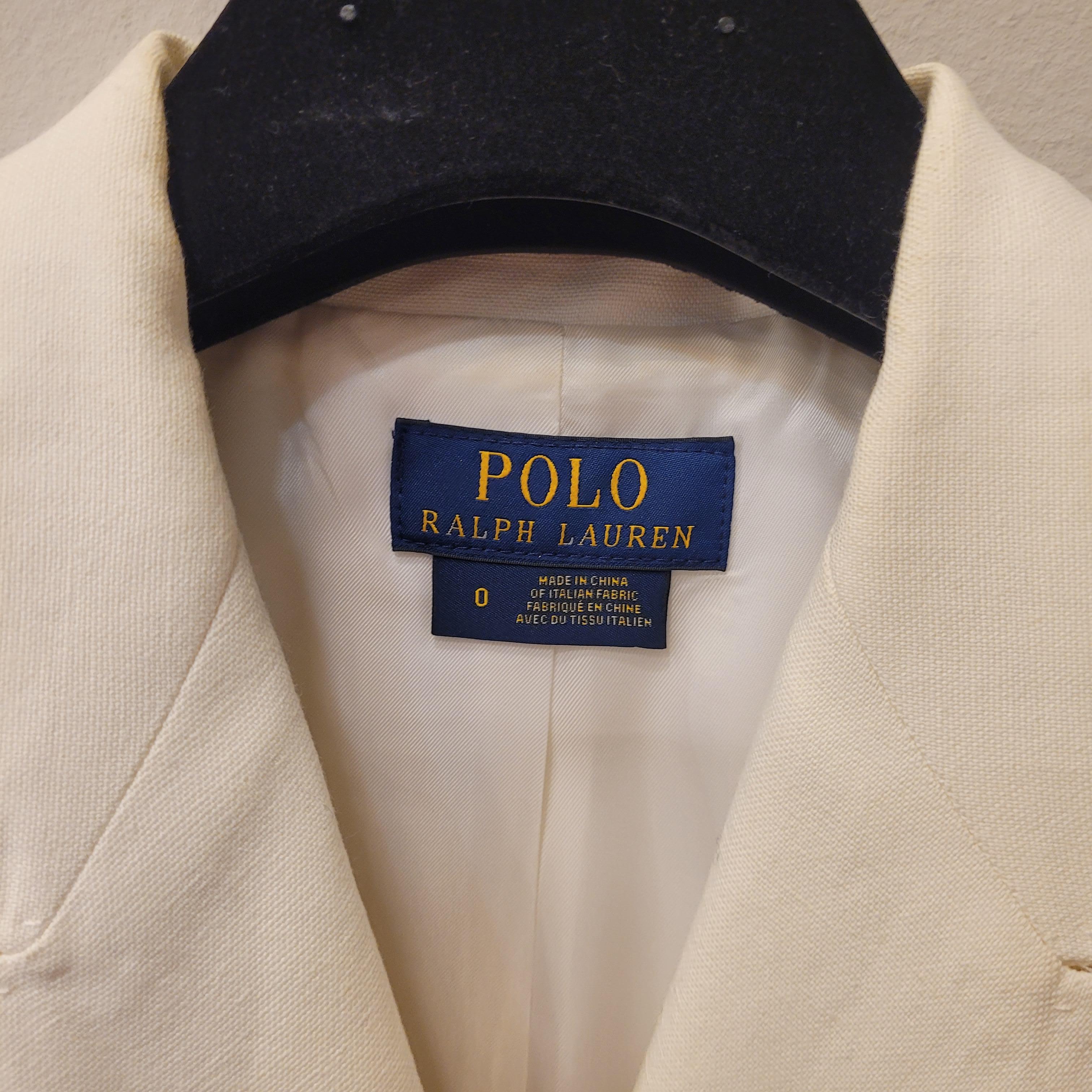 Women's or Men's Ralph Lauren off white  short coat/wrap dress in linen For Sale