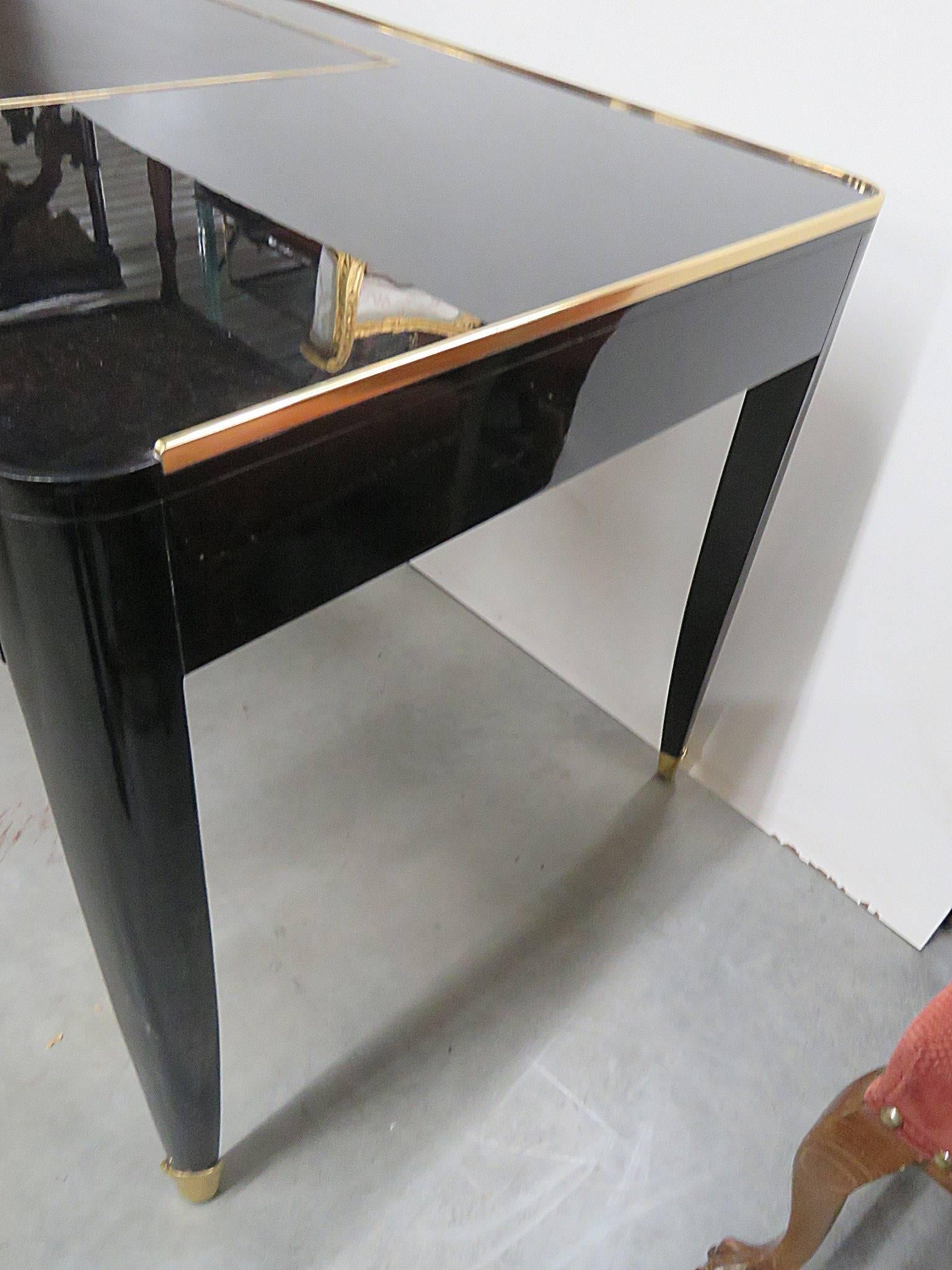Ralph Lauren One Fifth Paris Desk In Good Condition In Swedesboro, NJ
